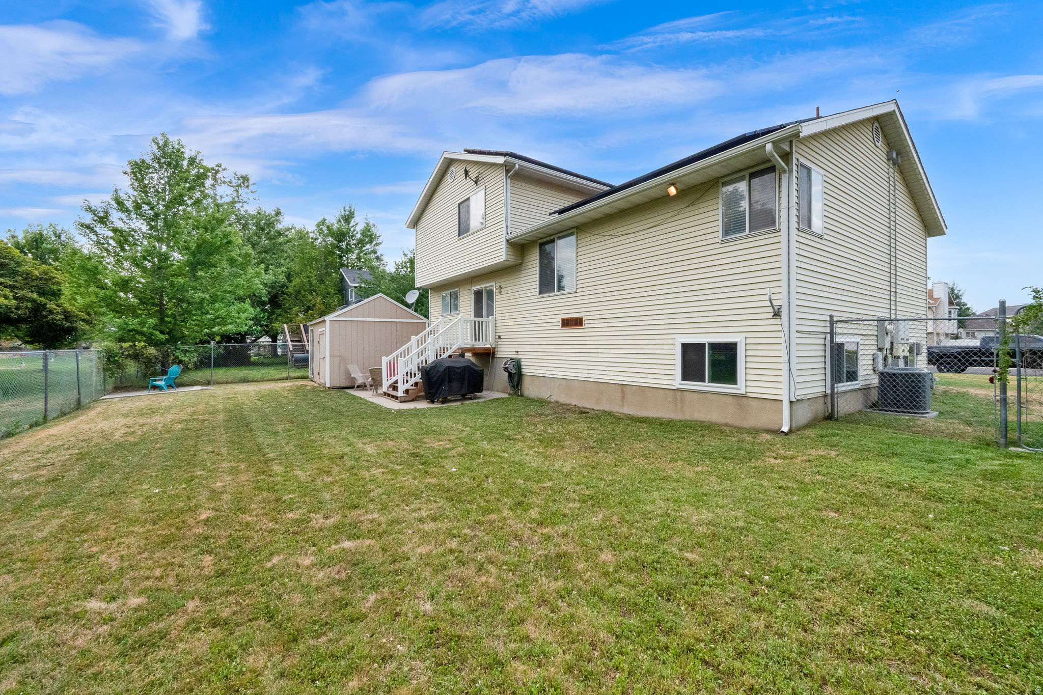 ERN HAYES - Residential