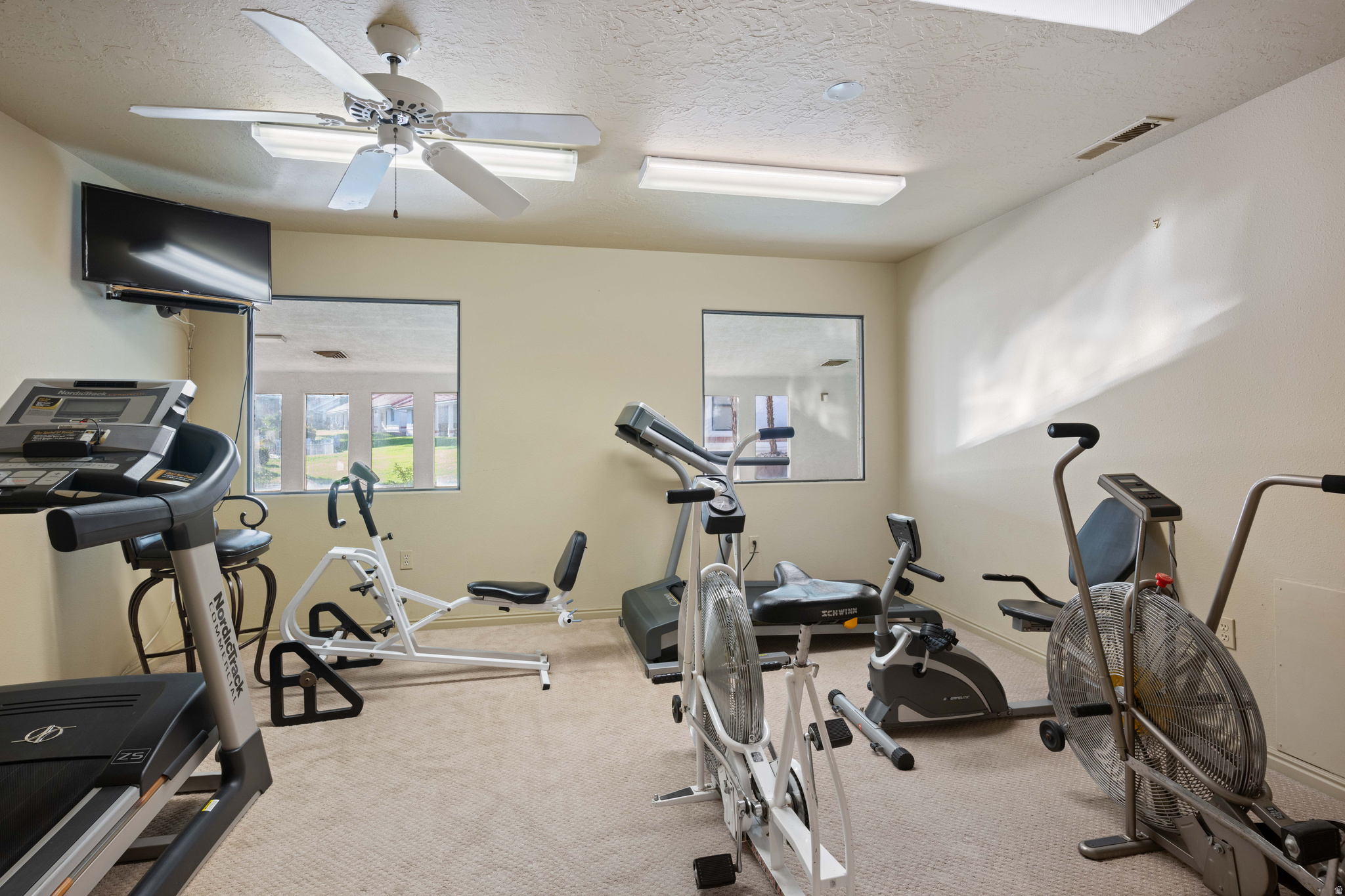 CRYSTAL LAKES TOWNHOMES - Residential
