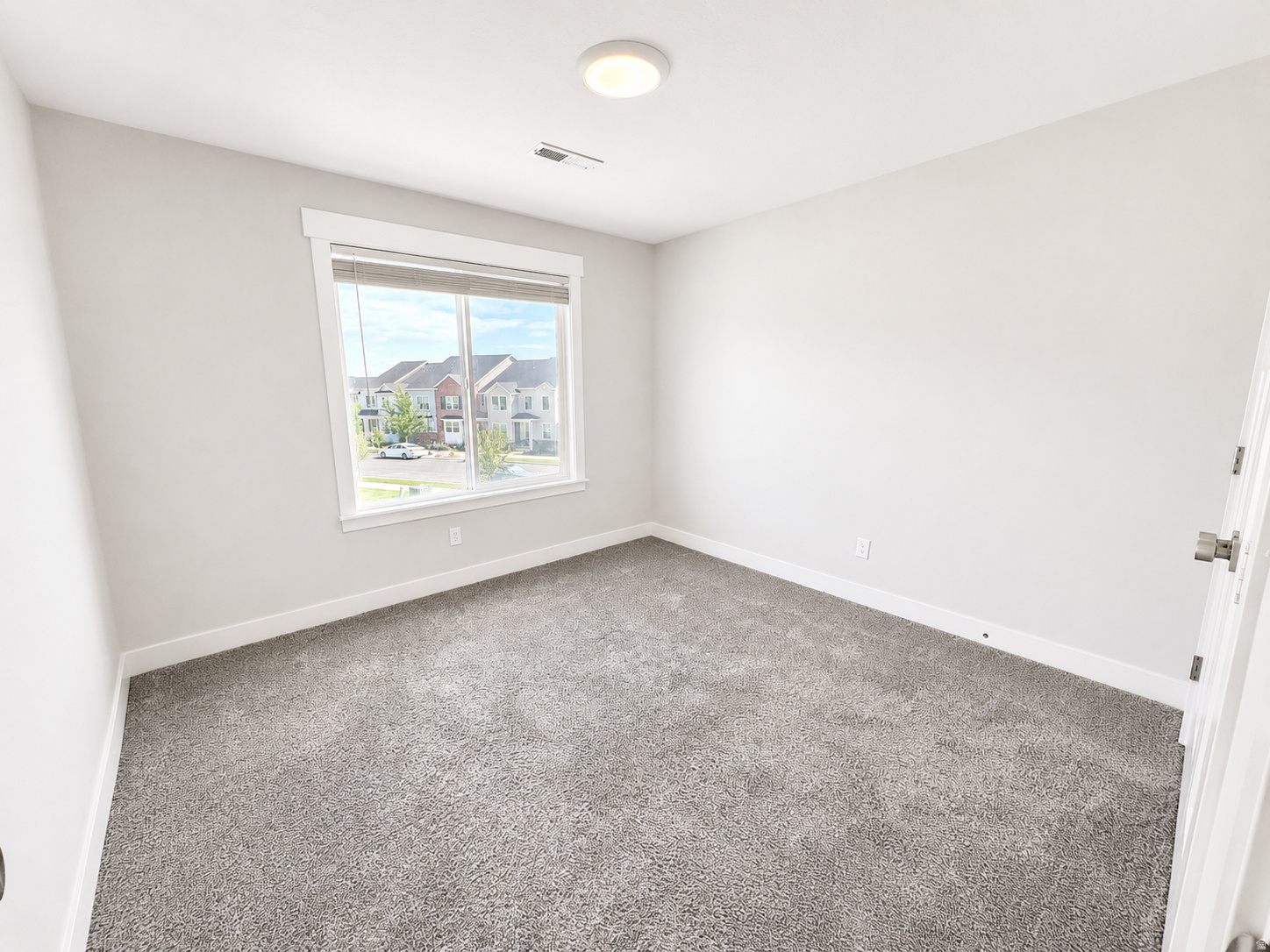 MOUNTAIN RIDGE - Residential Lease