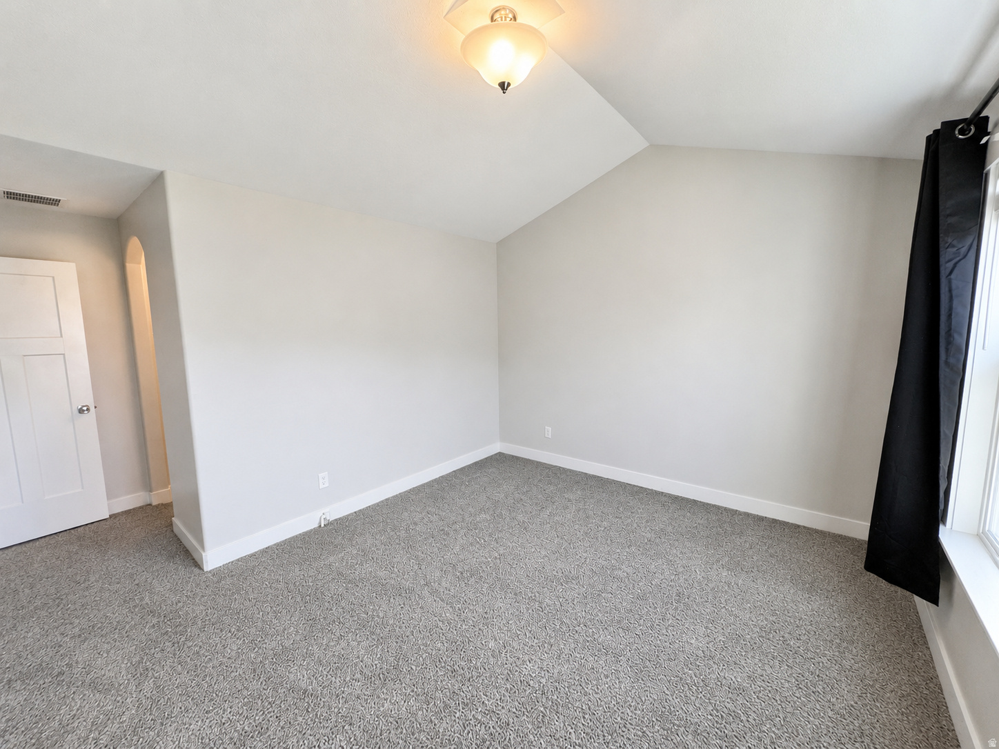 MOUNTAIN RIDGE - Residential Lease