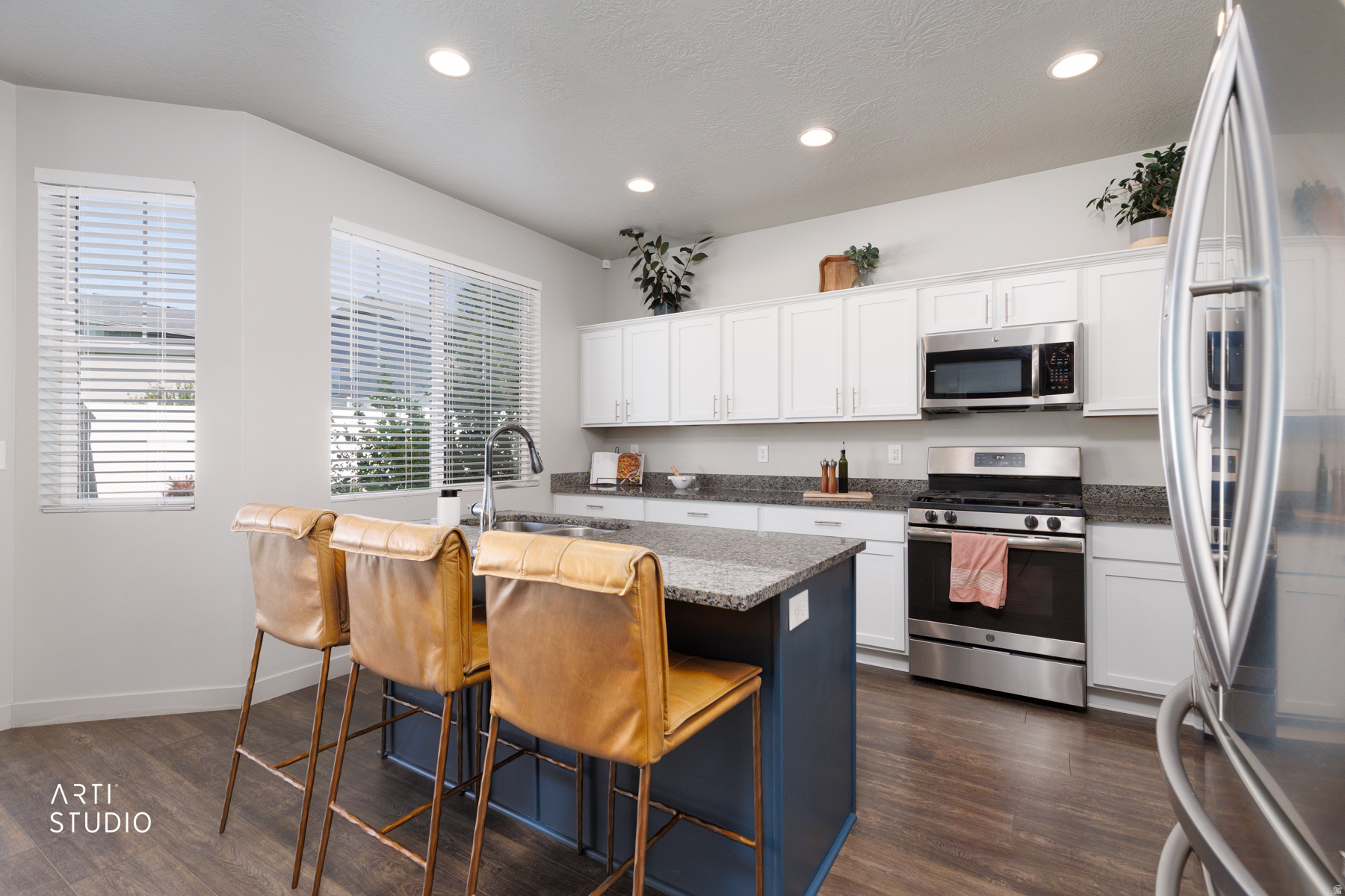 OAKRIDGE PARK - Residential
