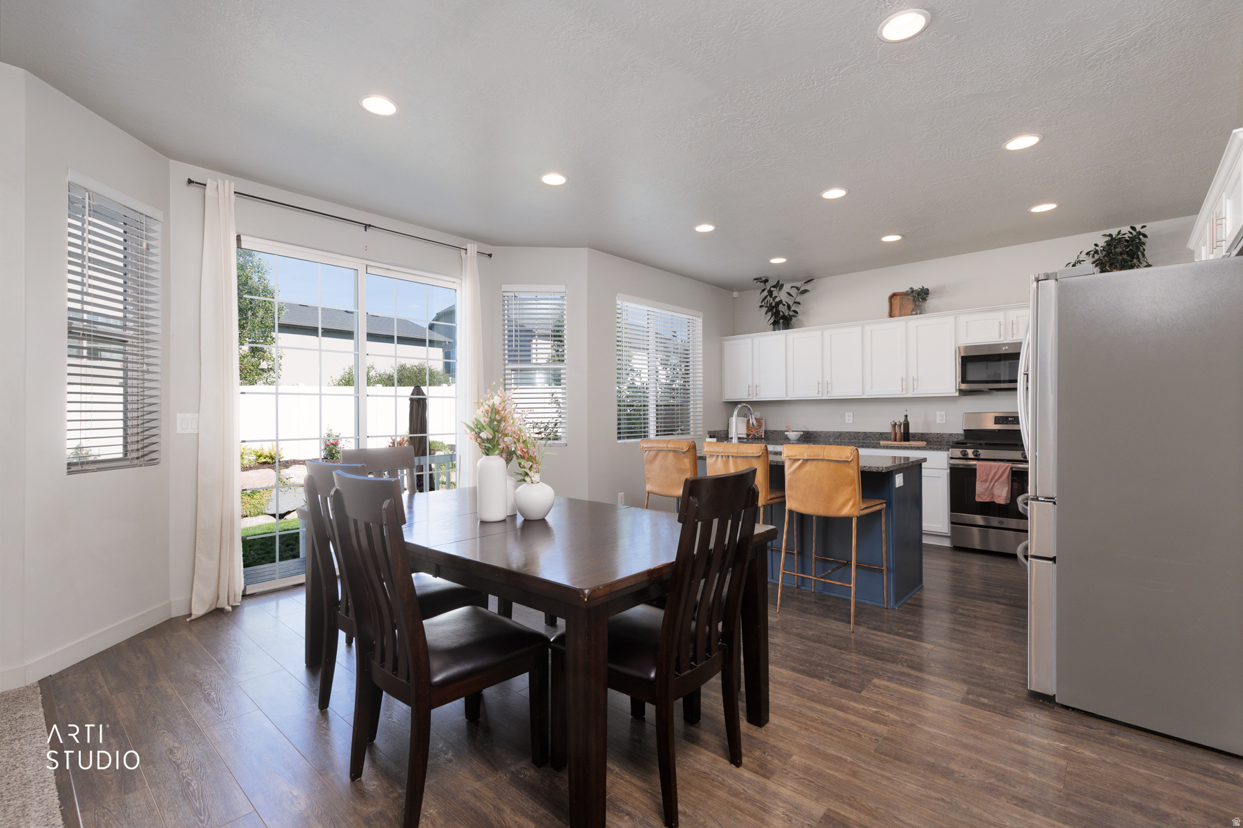 OAKRIDGE PARK - Residential