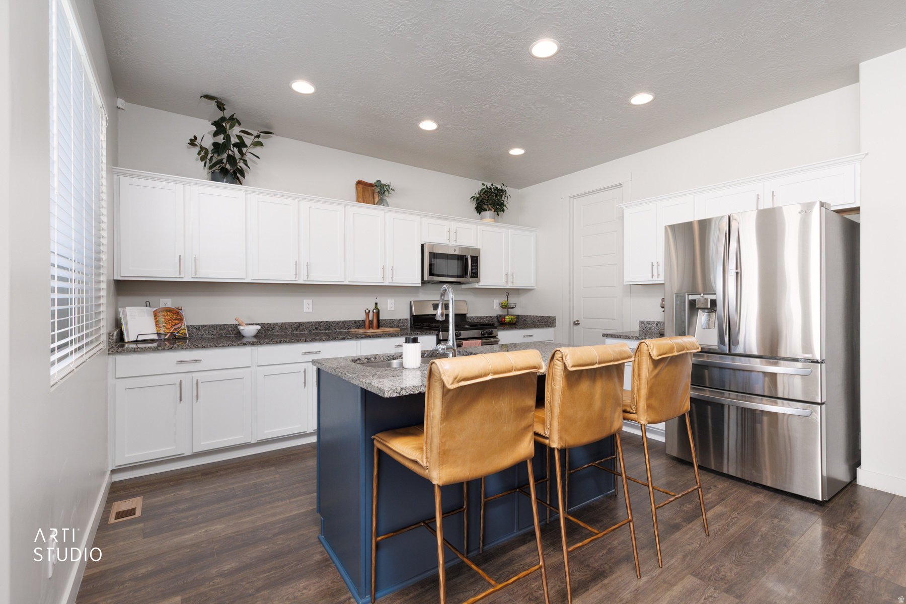 OAKRIDGE PARK - Residential