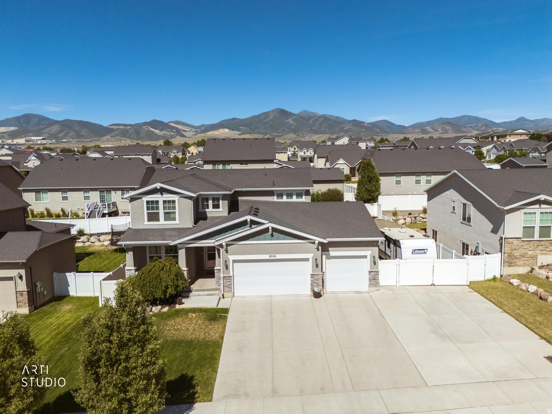 OAKRIDGE PARK - Residential