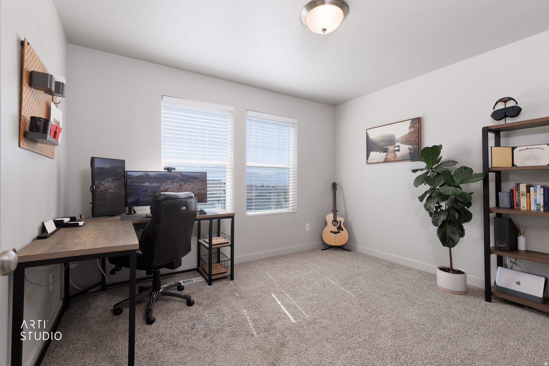 OAKRIDGE PARK - Residential