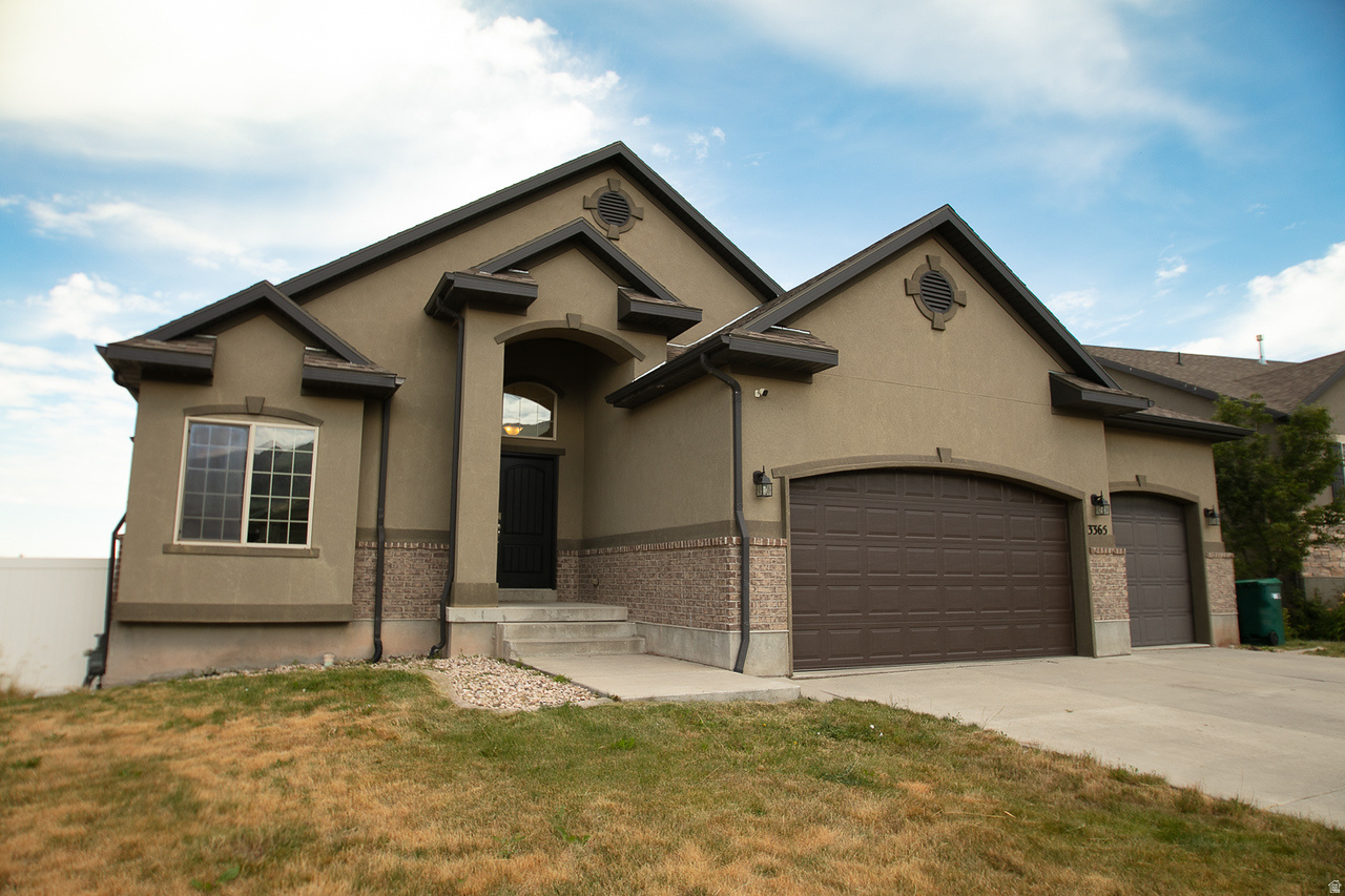 GREYHAWK PATIO HOMES - Residential