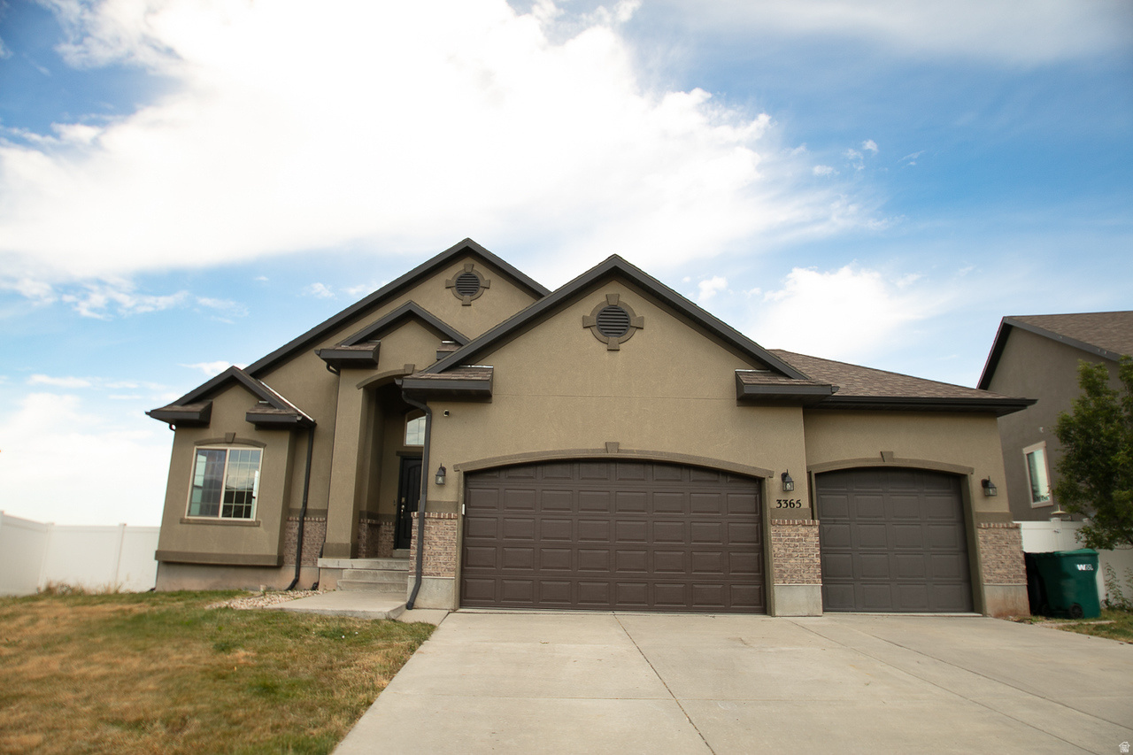 GREYHAWK PATIO HOMES - Residential