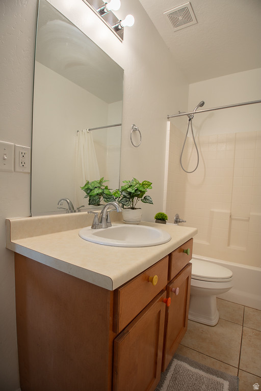 GREYHAWK PATIO HOMES - Residential