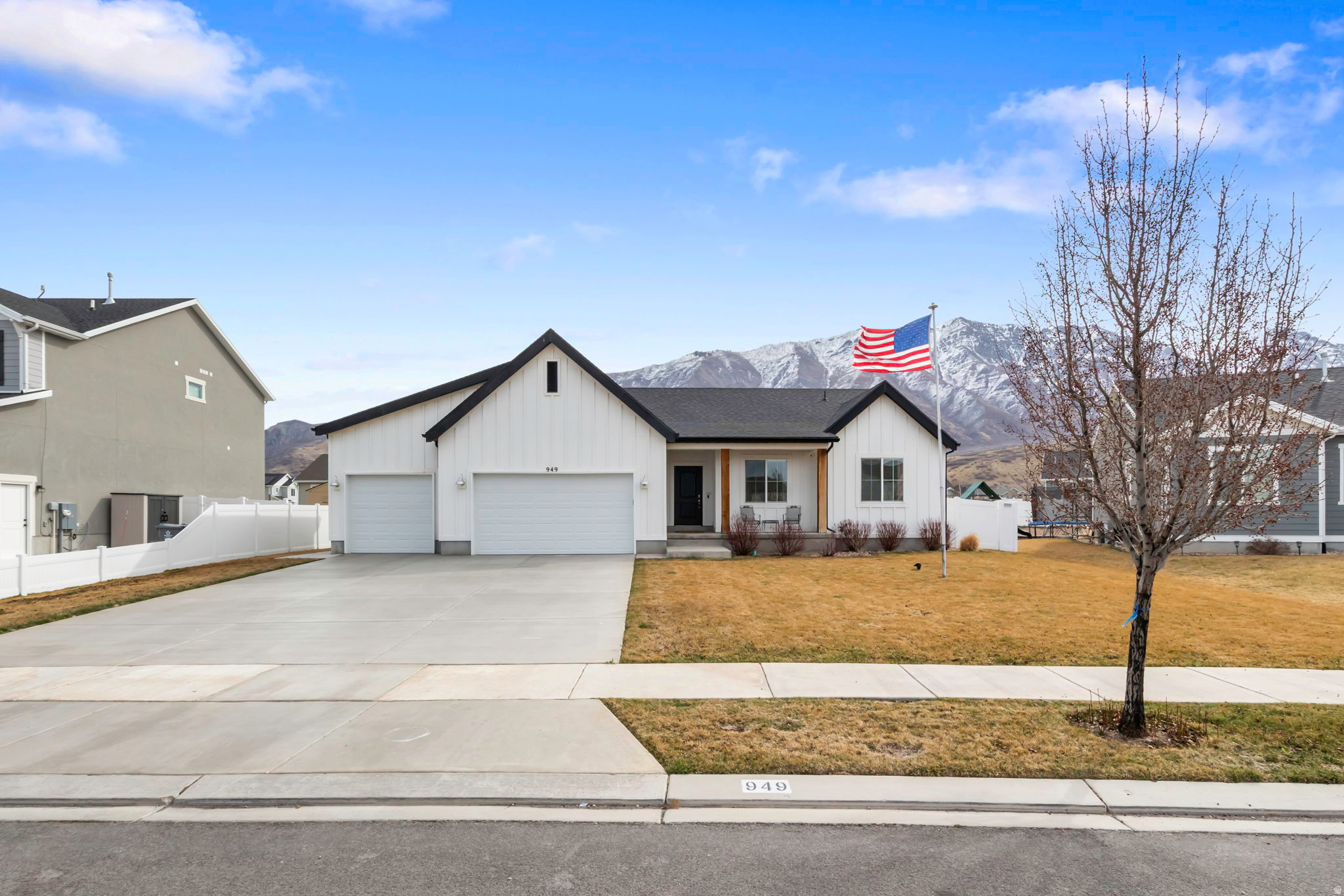 FOOTHILL VILLAGE - Residential