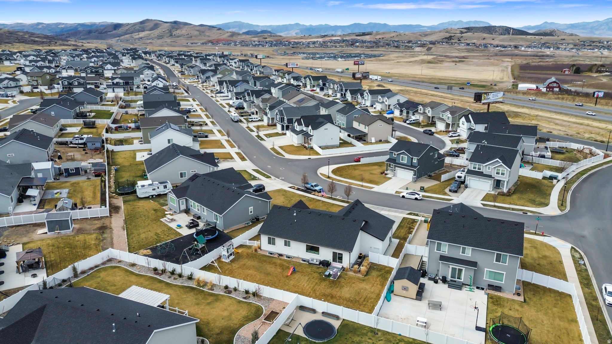 FOOTHILL VILLAGE - Residential