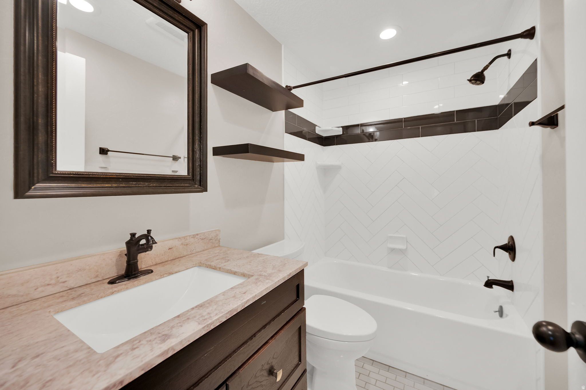 CINNAMON RIDGE - Residential