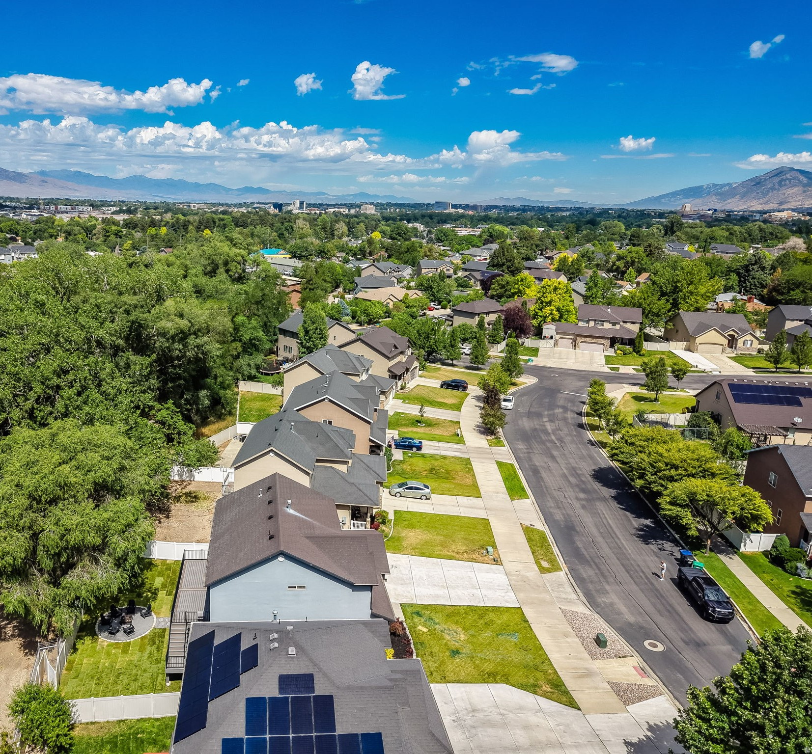 CINNAMON RIDGE - Residential