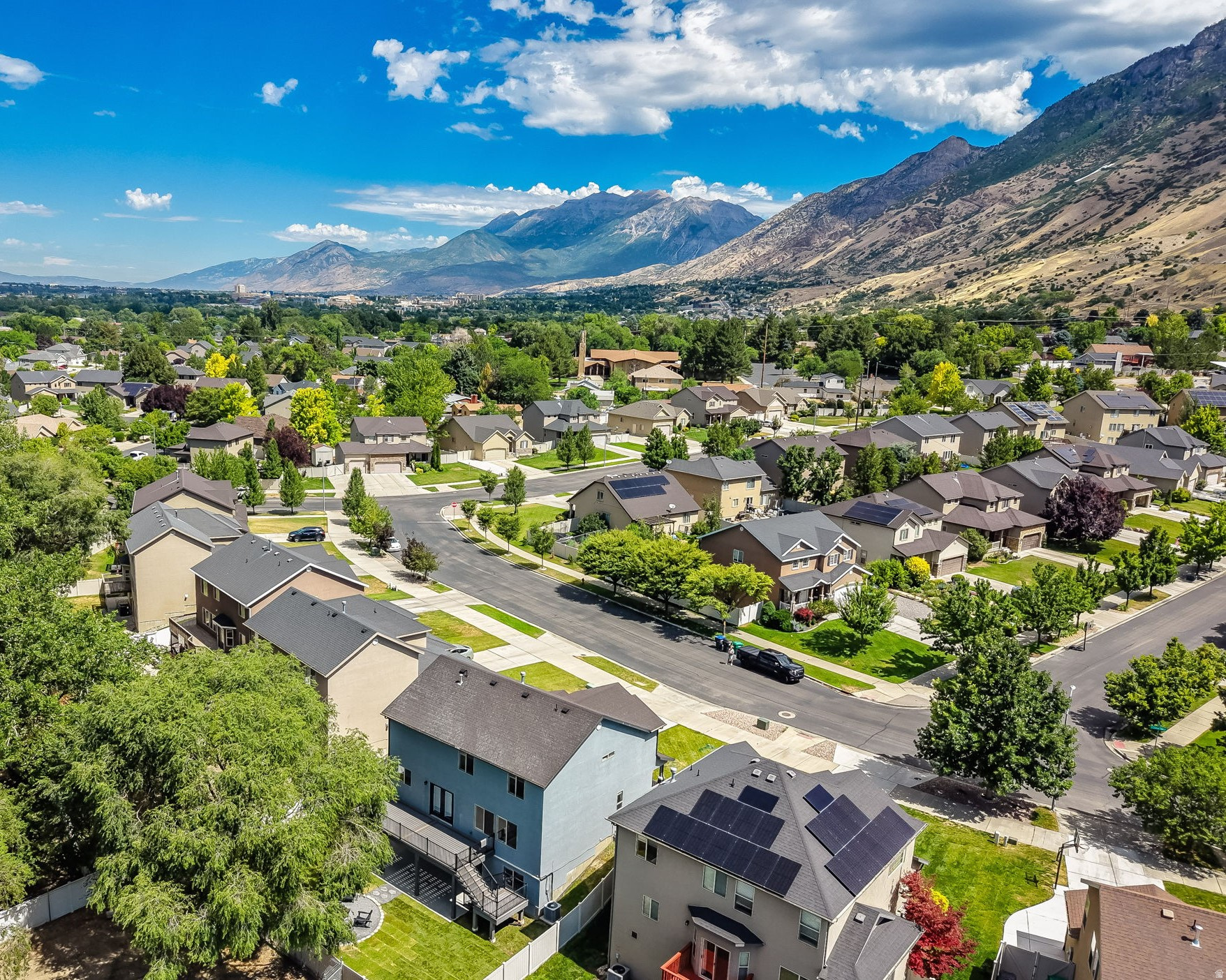 CINNAMON RIDGE - Residential