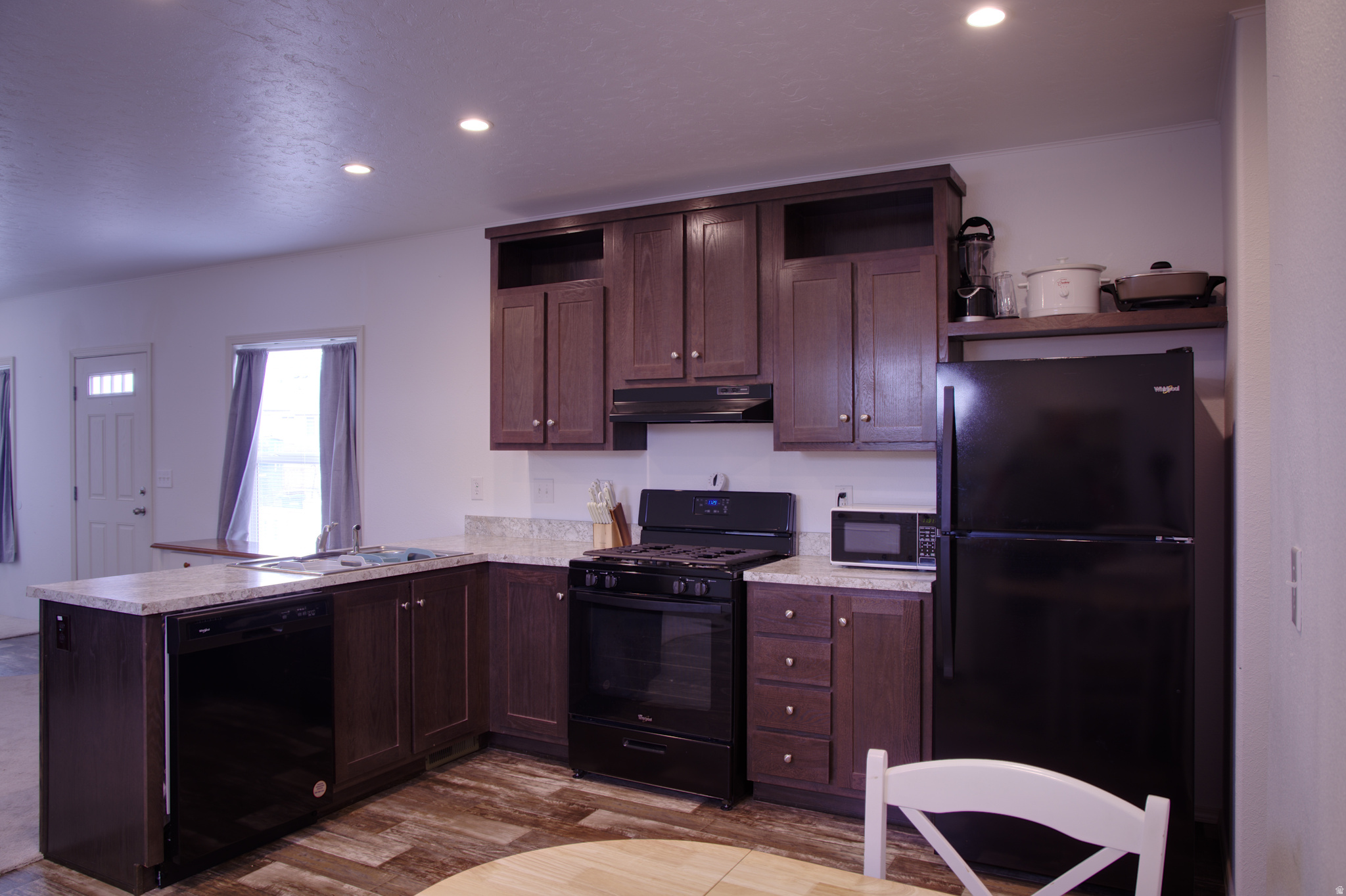 MOUNTAIN VIEW EST - Residential