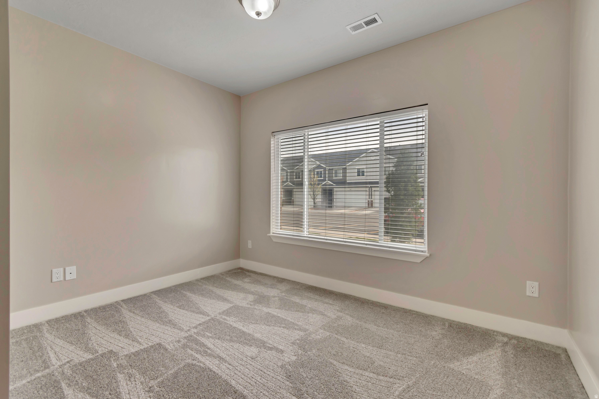 LAKEVIEW - Residential