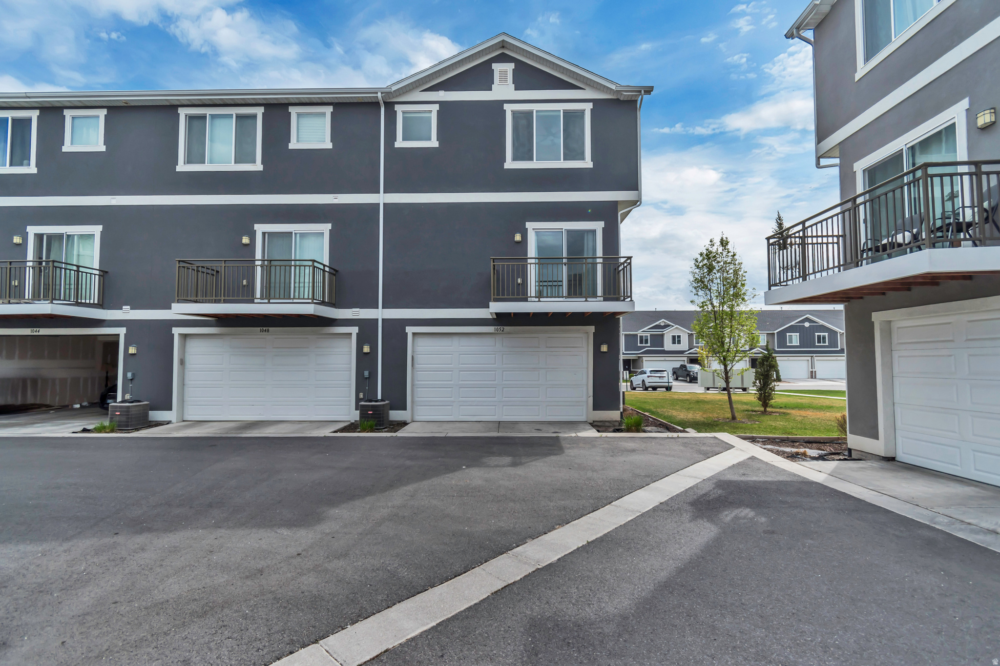 LAKEVIEW - Residential