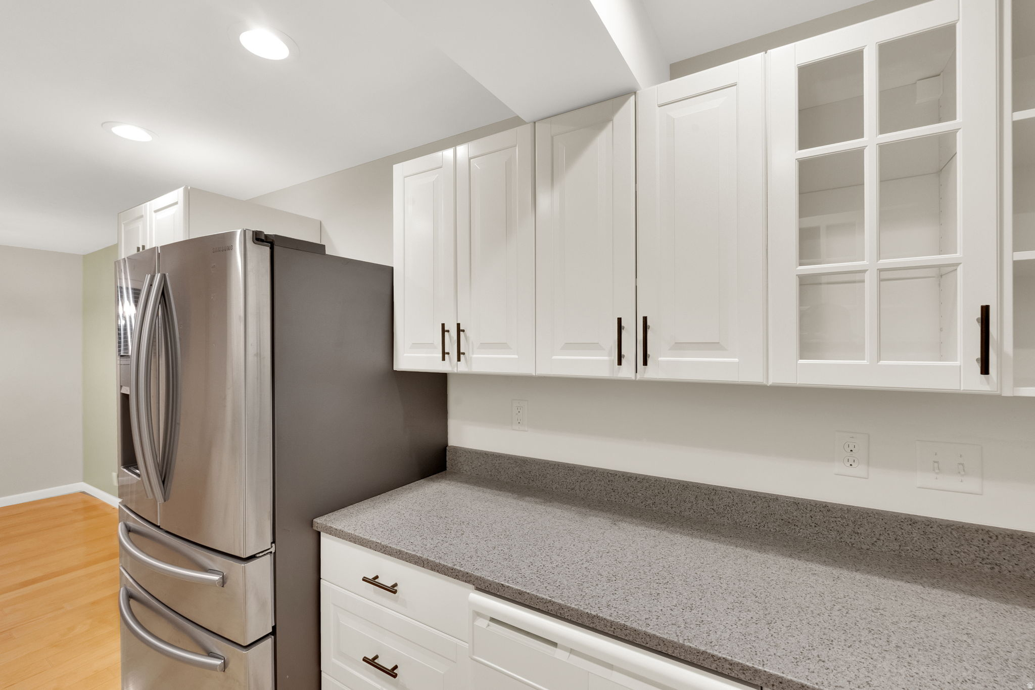 WOOD HOLLOW - Residential Lease