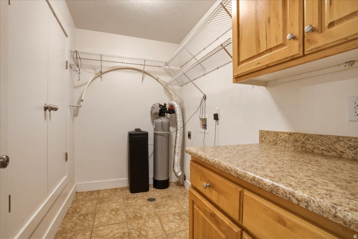 RIDGESTONE - Residential
