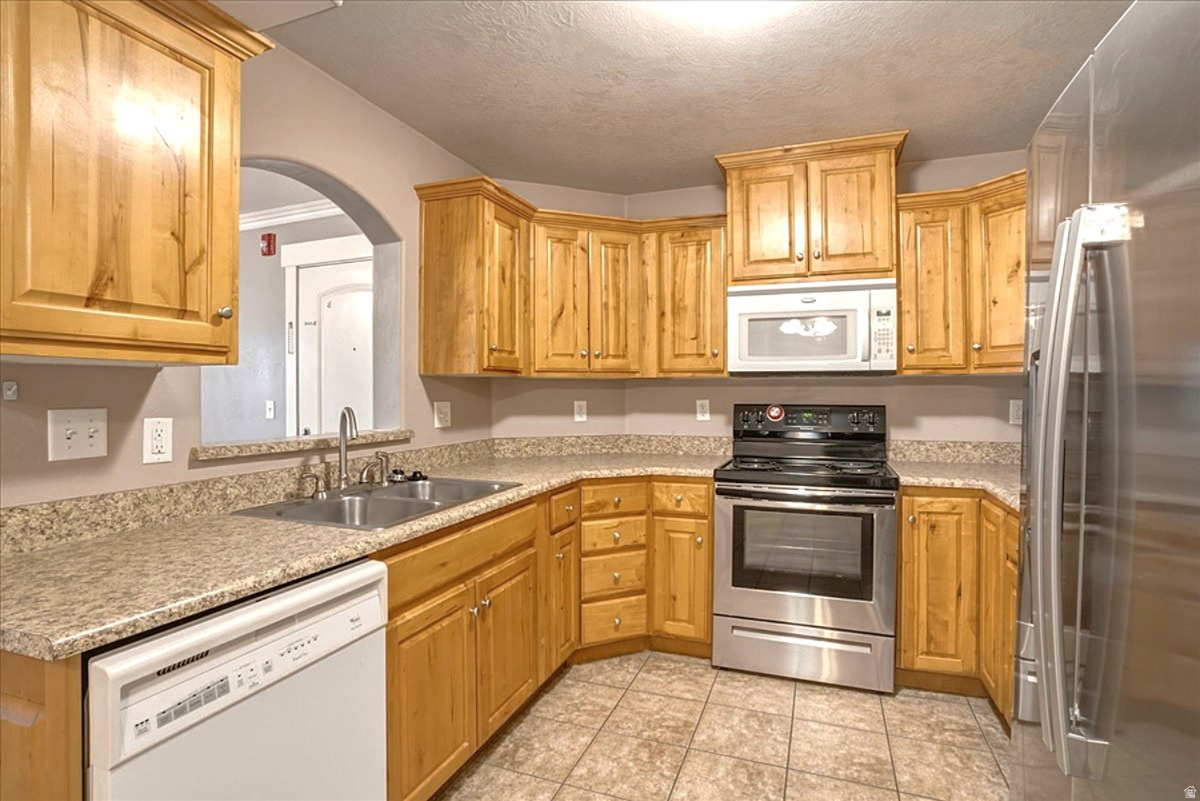 RIDGESTONE - Residential