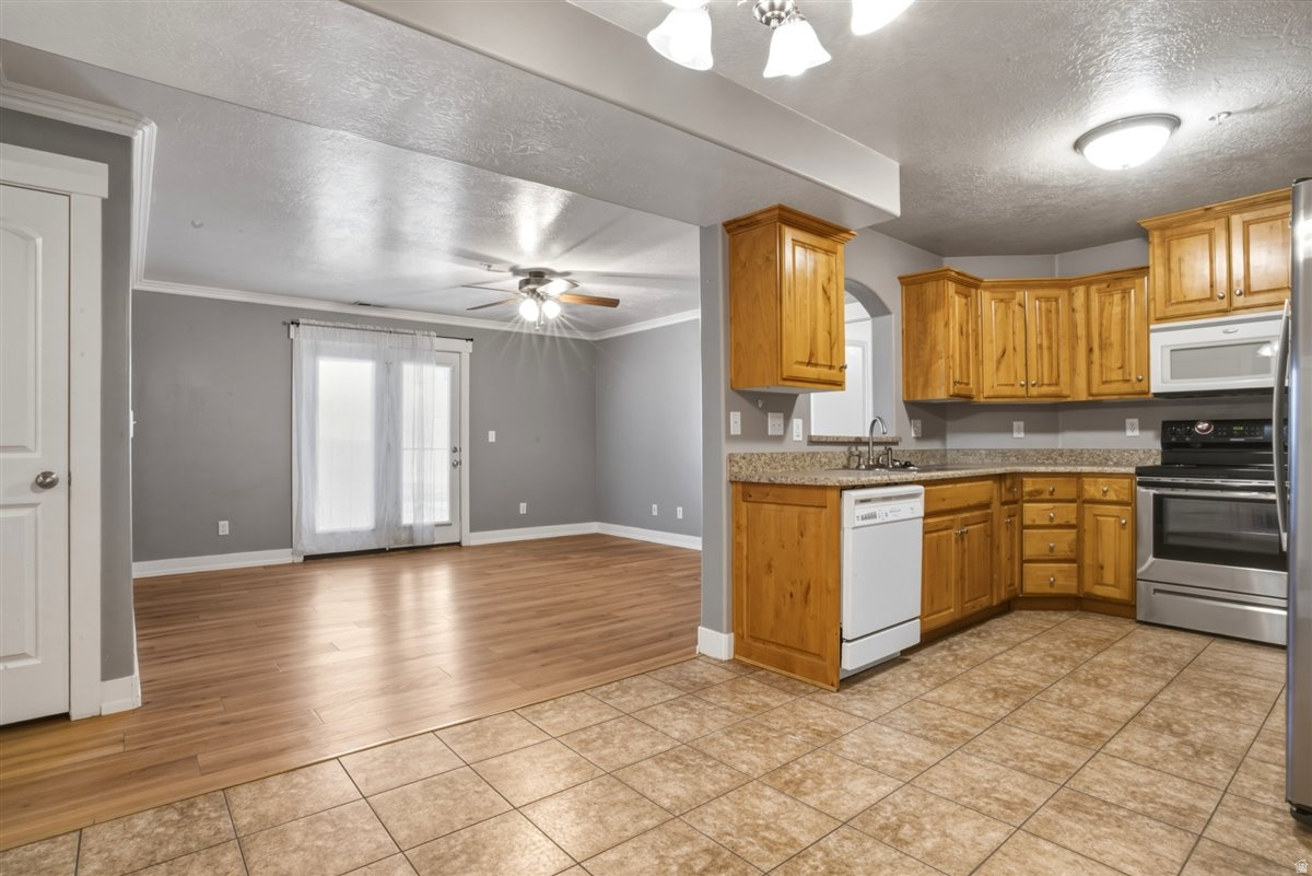 RIDGESTONE - Residential