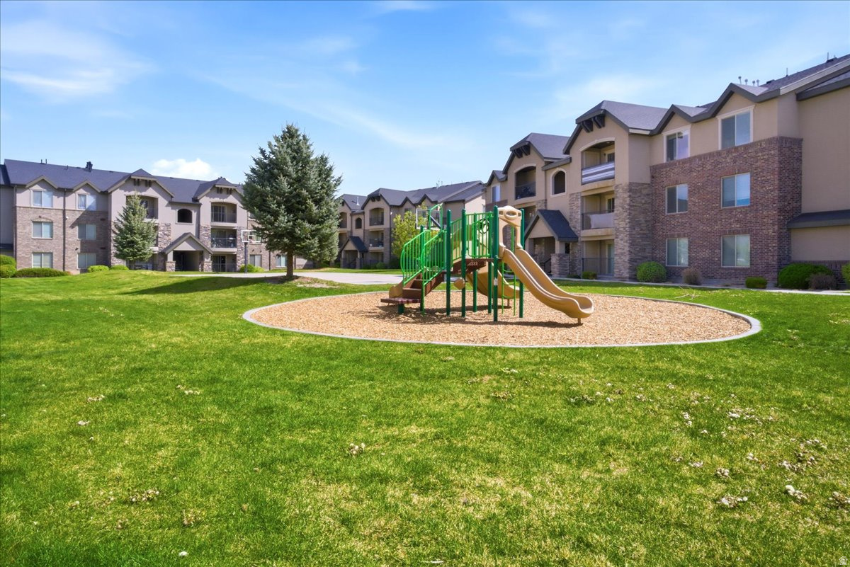 RIDGESTONE - Residential