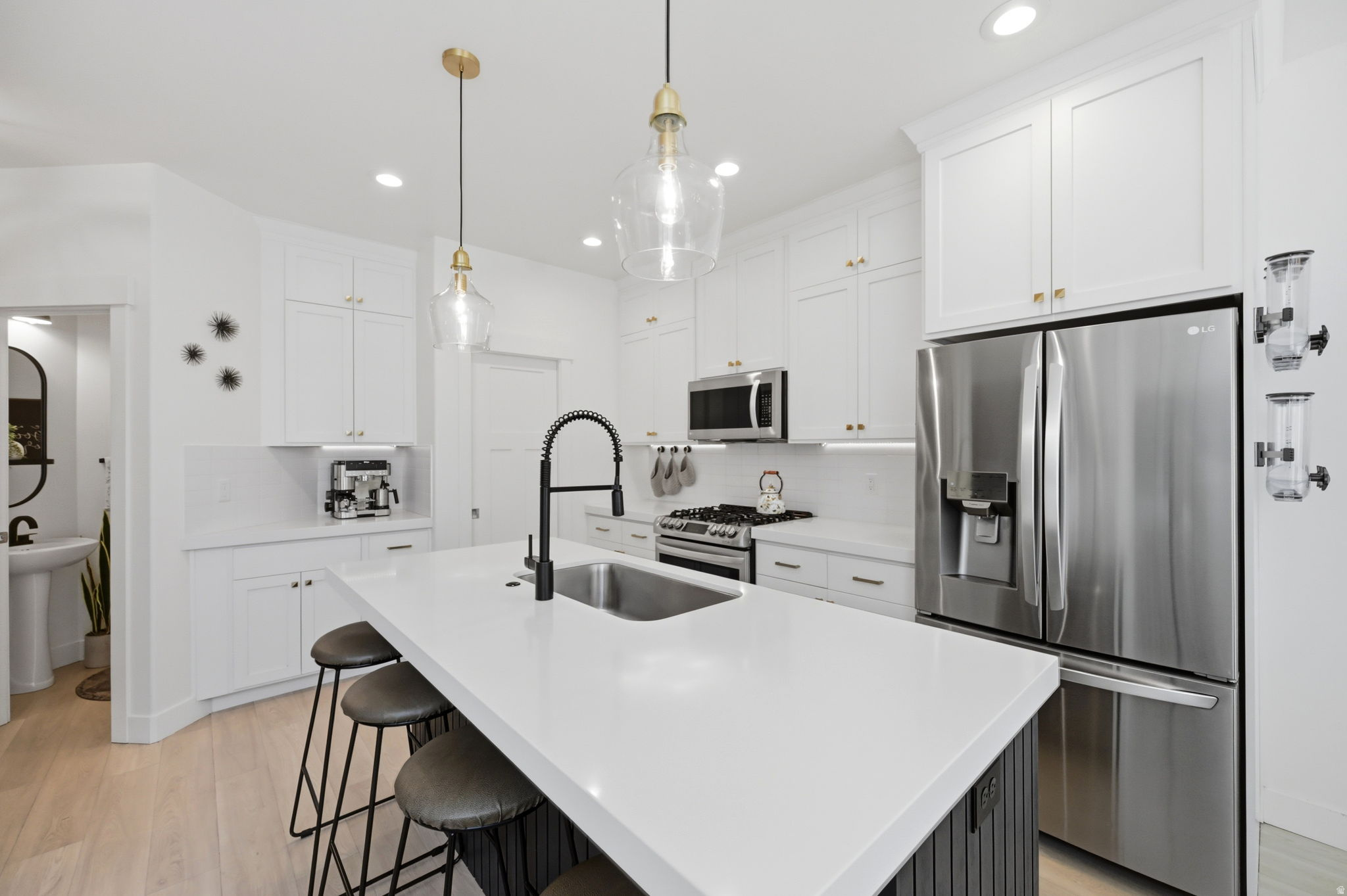 FARMINGTON BROWNSTONES - Residential
