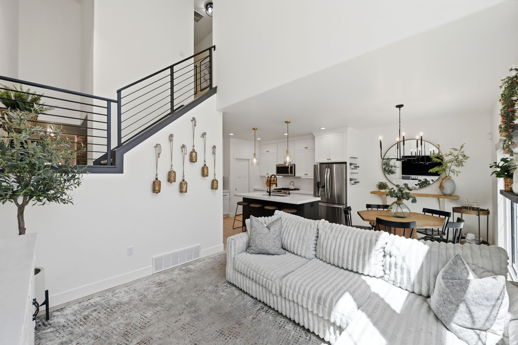 FARMINGTON BROWNSTONES - Residential