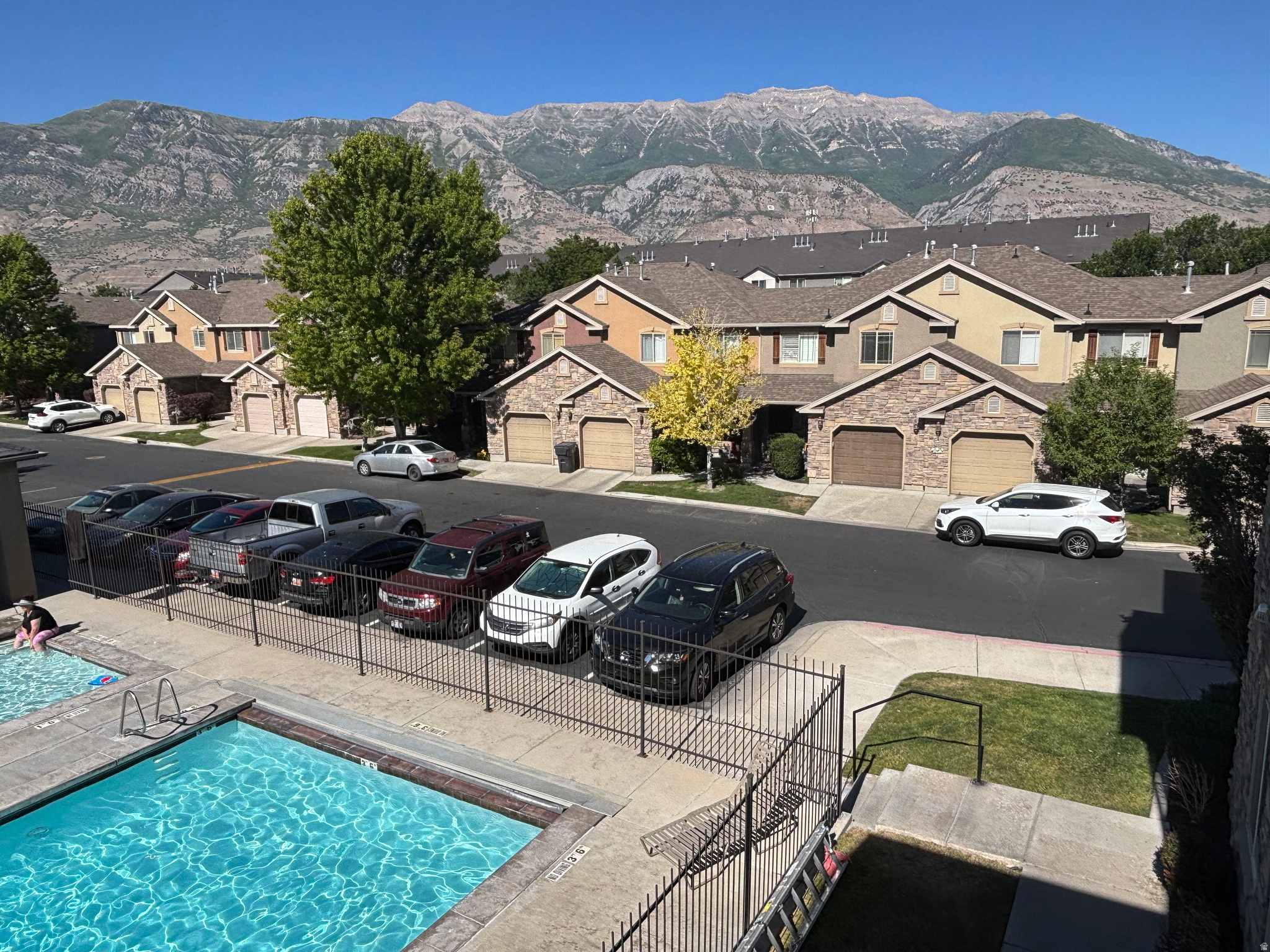 GATEWAY VILLAGE - Residential