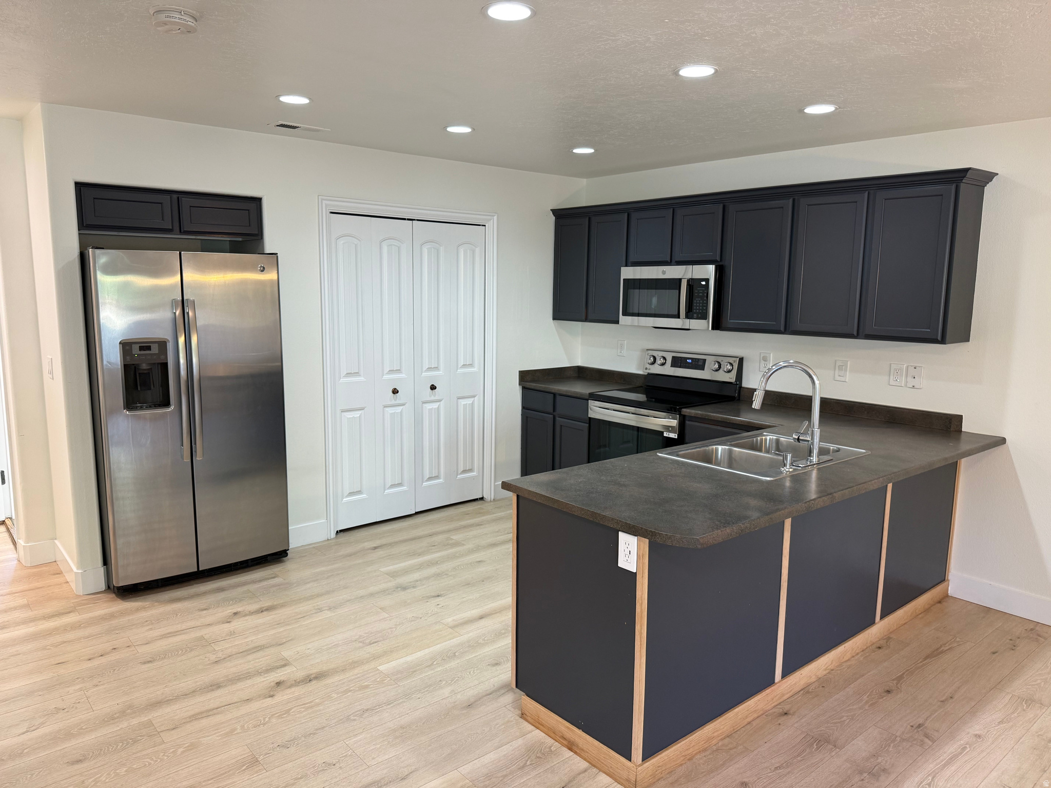 GATEWAY VILLAGE - Residential