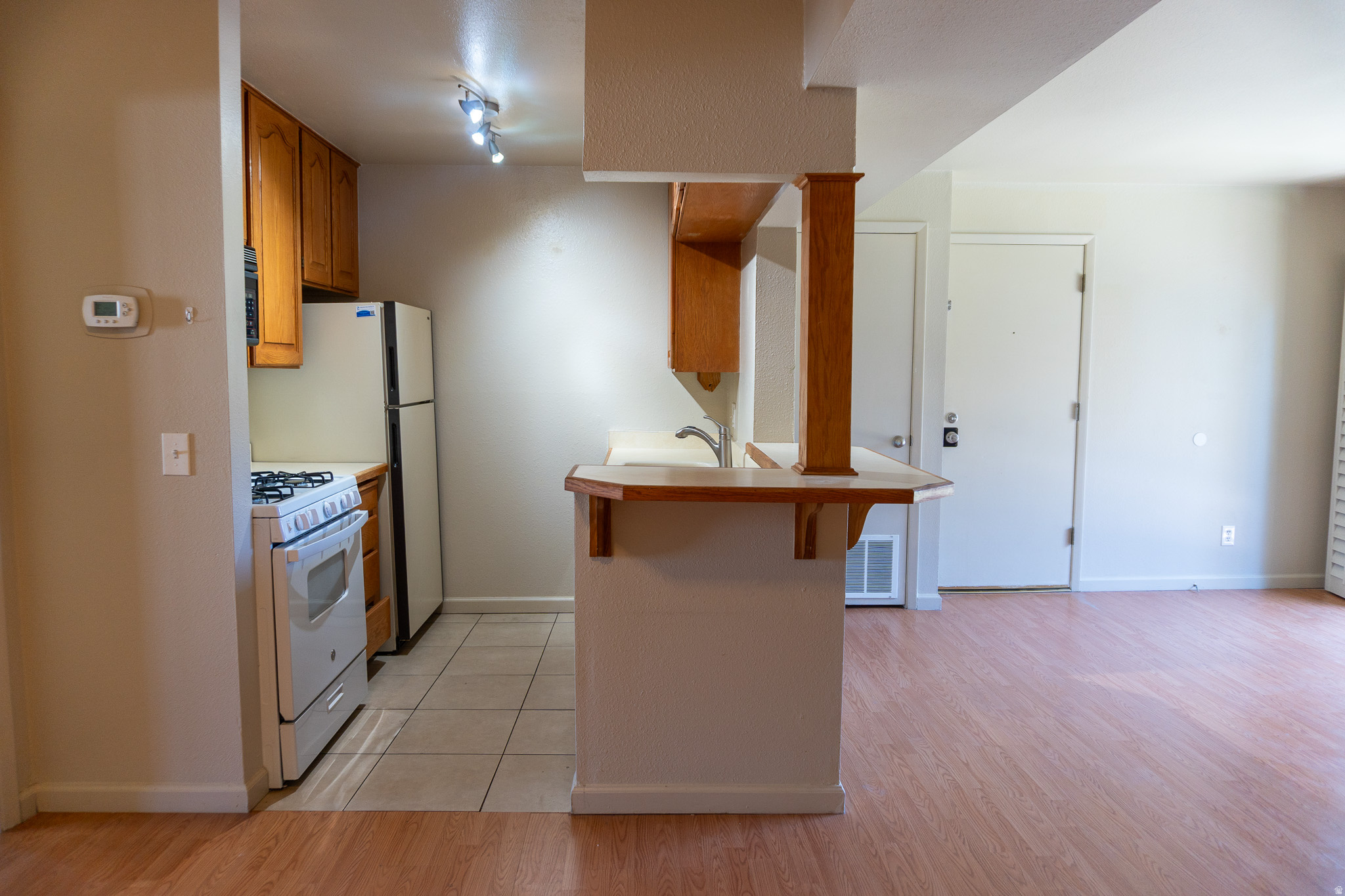 WILLOWBROOK - Residential
