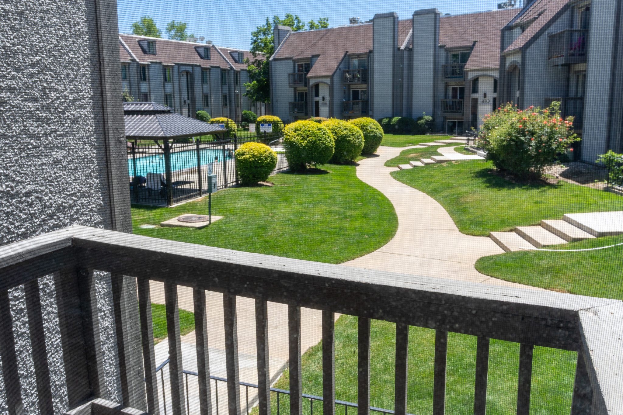 WILLOWBROOK - Residential
