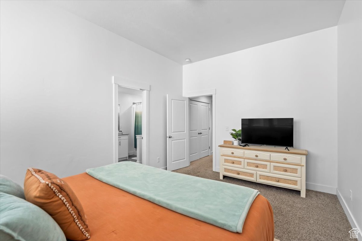 PROMINENCE POINT - Residential
