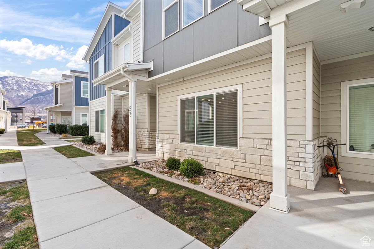 PROMINENCE POINT - Residential