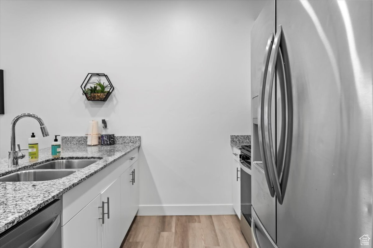 PROMINENCE POINT - Residential