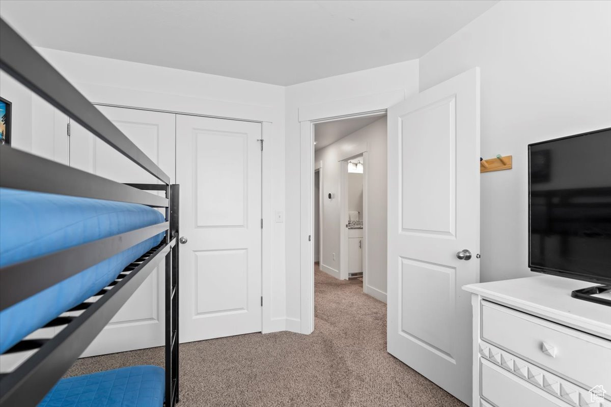 PROMINENCE POINT - Residential