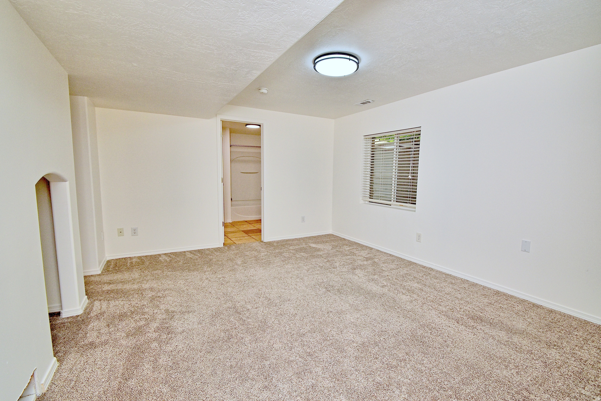 COLONY POINT - Residential