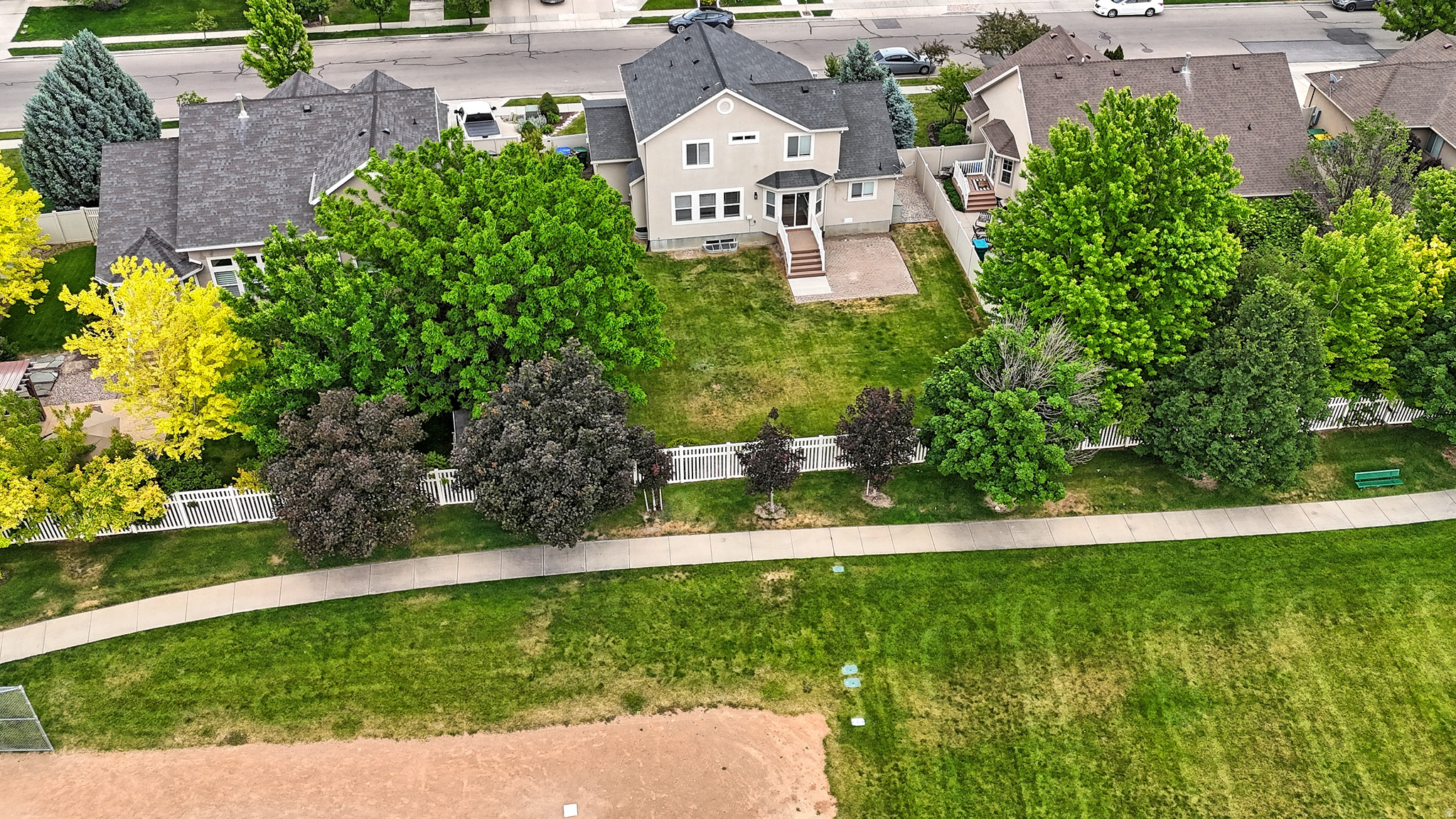 COLONY POINT - Residential