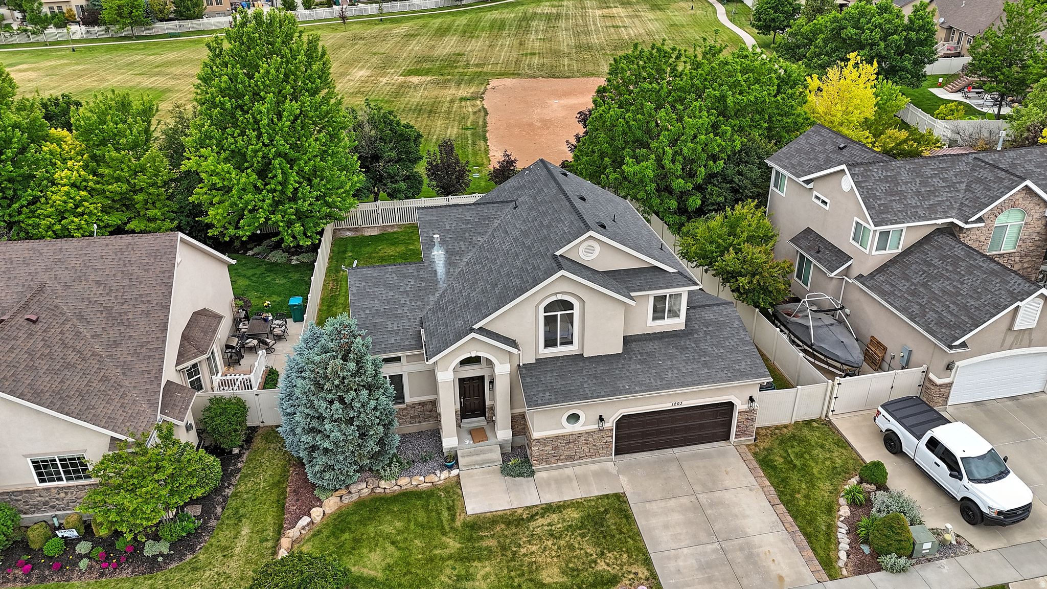 COLONY POINT - Residential
