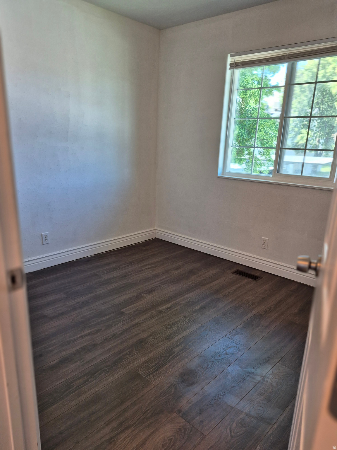 COVENTRY MANOR - Residential