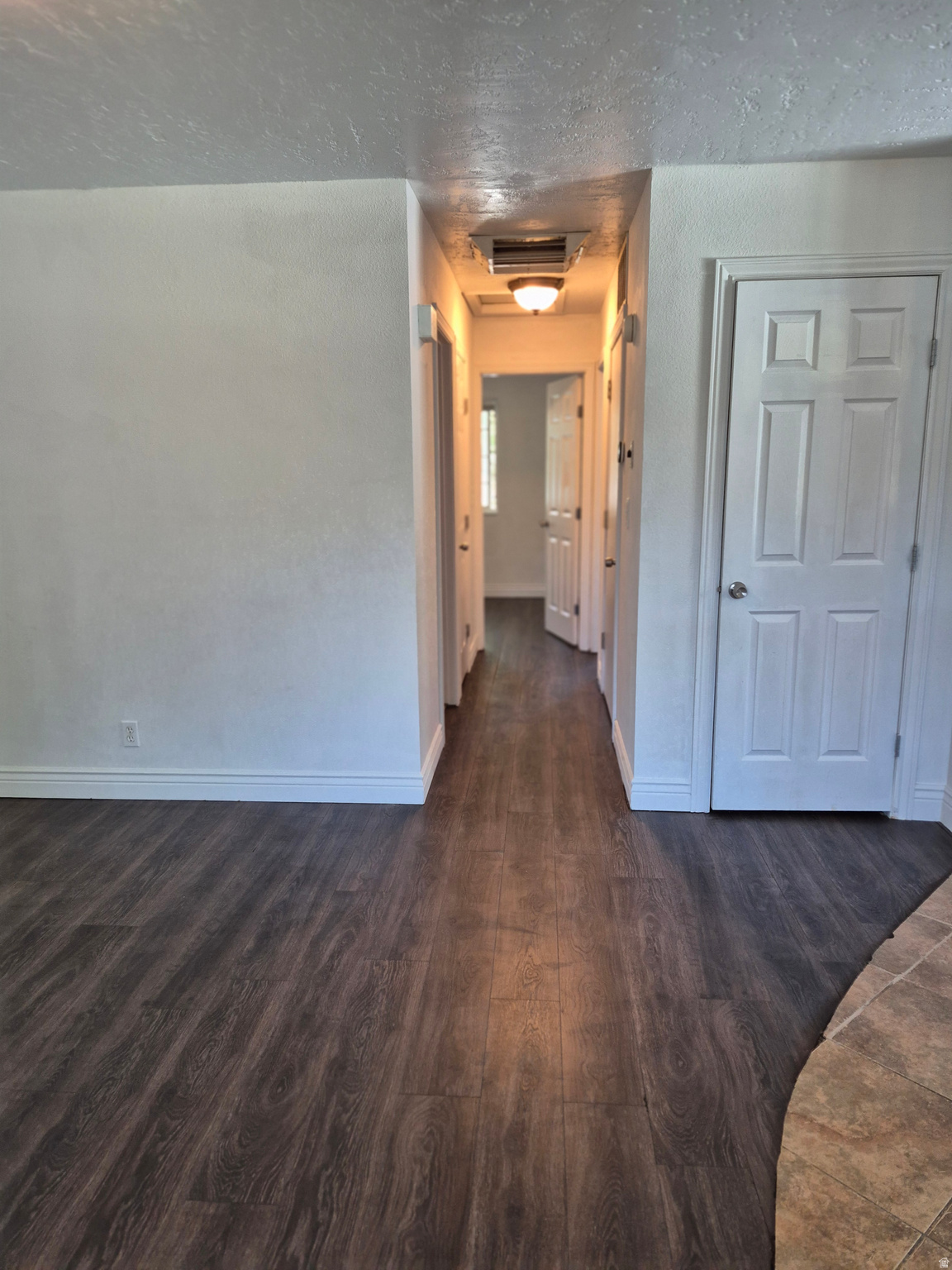 COVENTRY MANOR - Residential