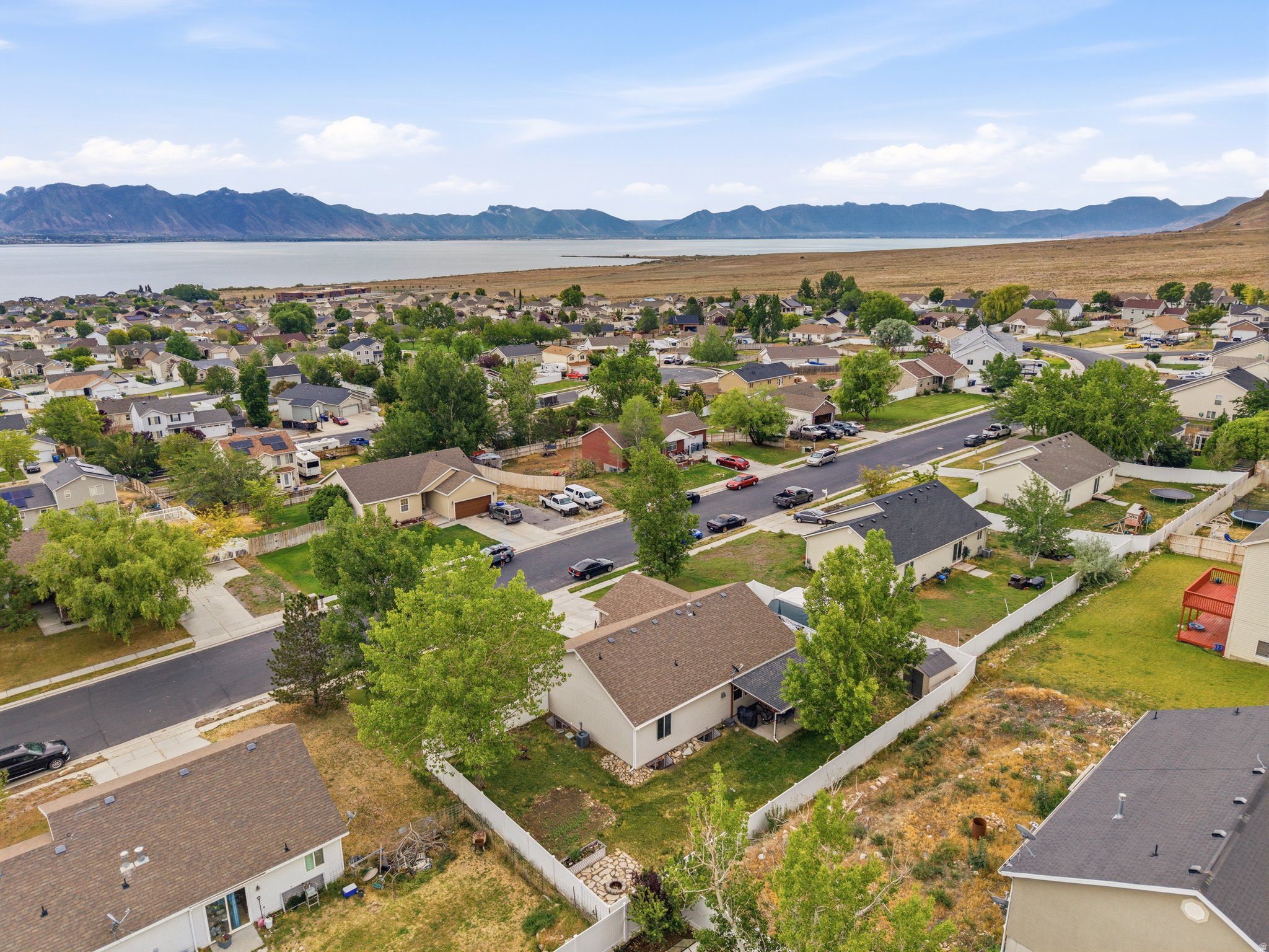 LAKE MOUNTAIN ESTATES - Residential