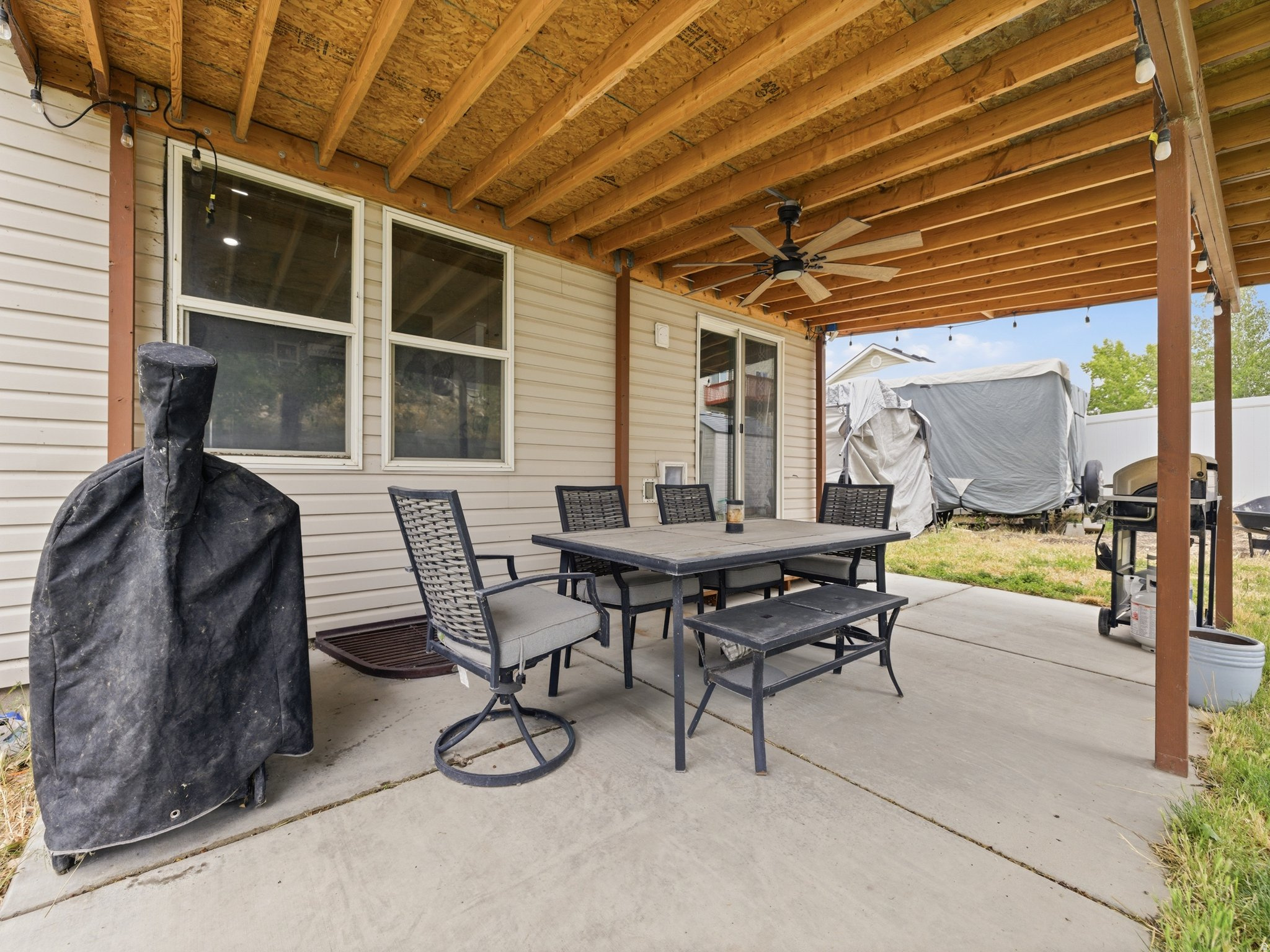 LAKE MOUNTAIN ESTATES - Residential