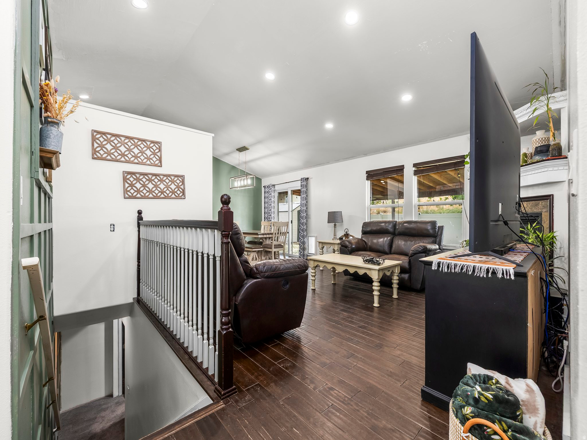 LAKE MOUNTAIN ESTATES - Residential