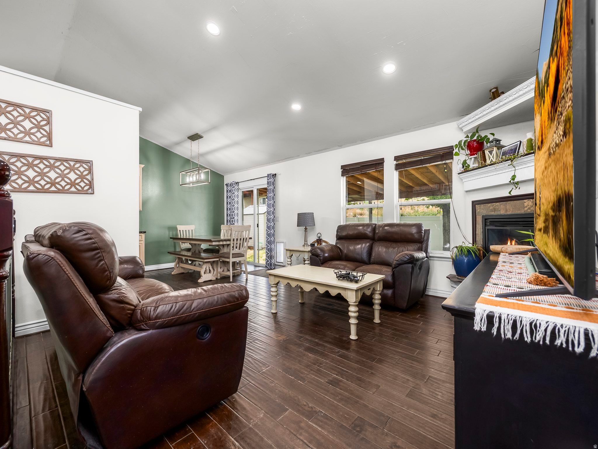 LAKE MOUNTAIN ESTATES - Residential