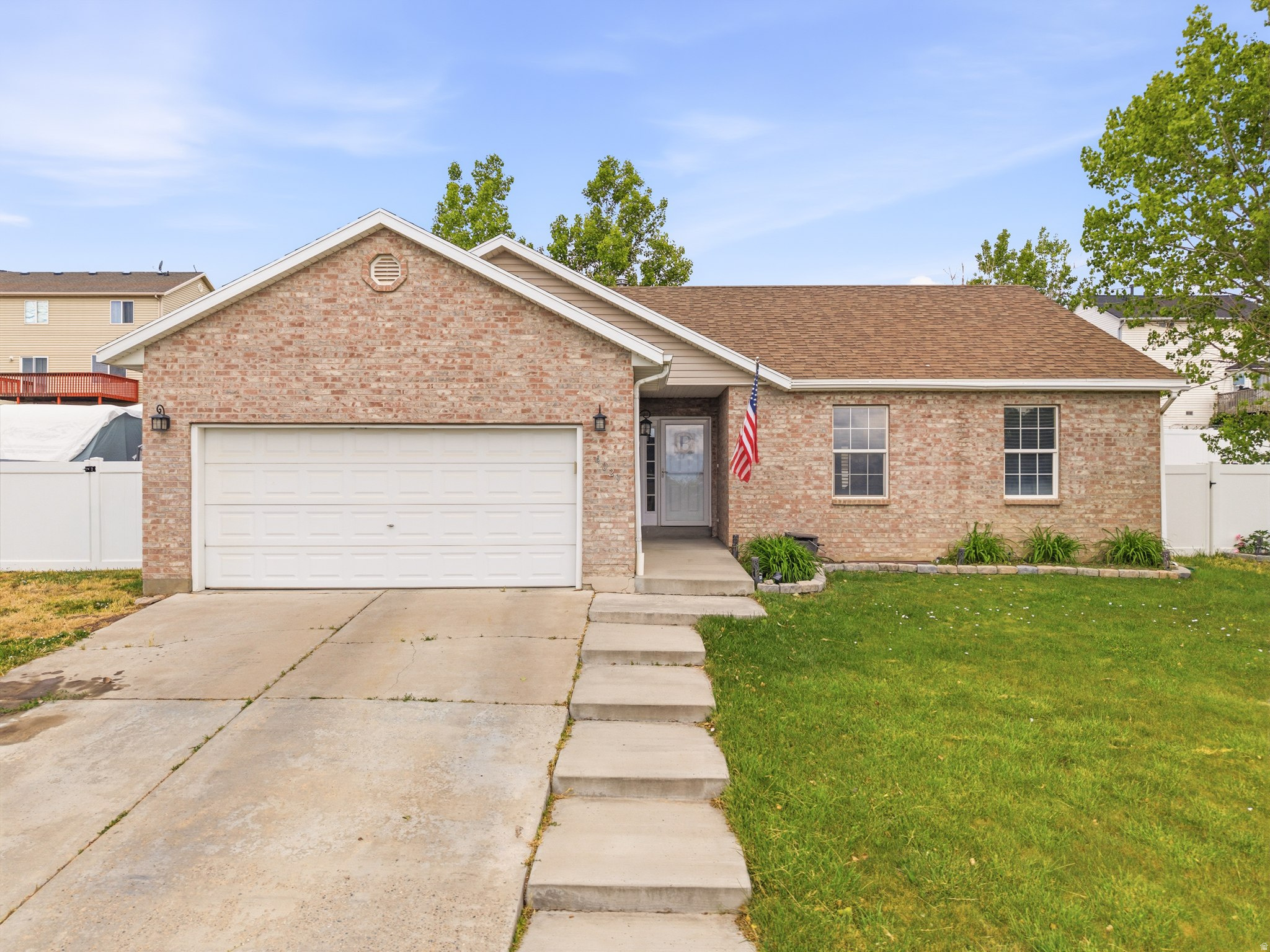 LAKE MOUNTAIN ESTATES - Residential