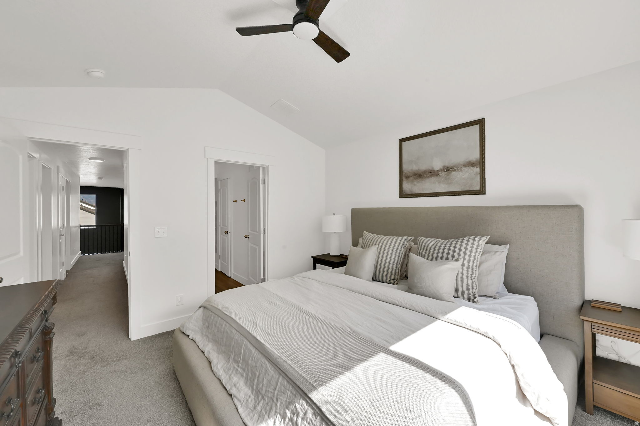 MOUNTAIN RIDGE - Residential