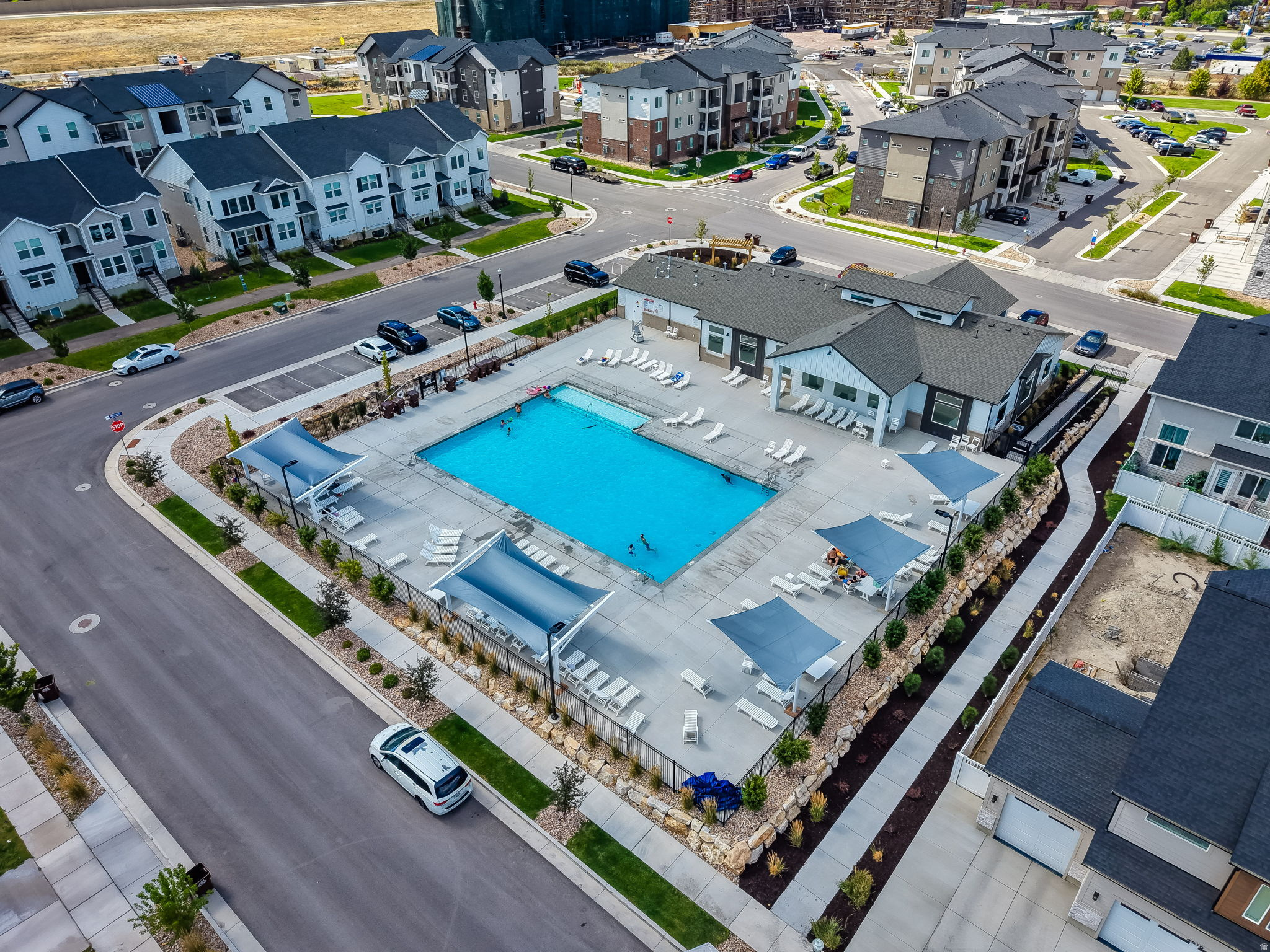 MOUNTAIN RIDGE - Residential