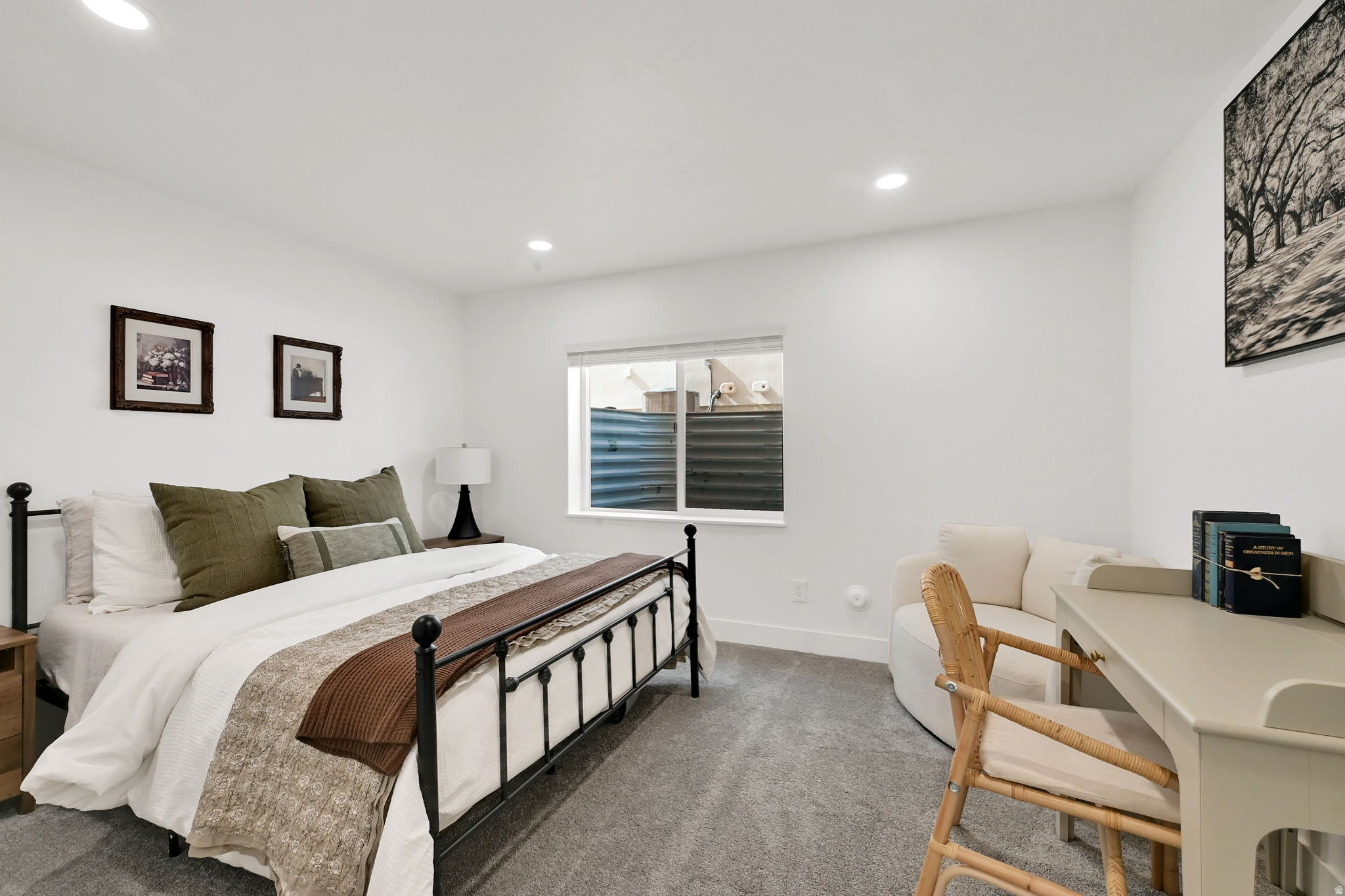 MOUNTAIN RIDGE - Residential
