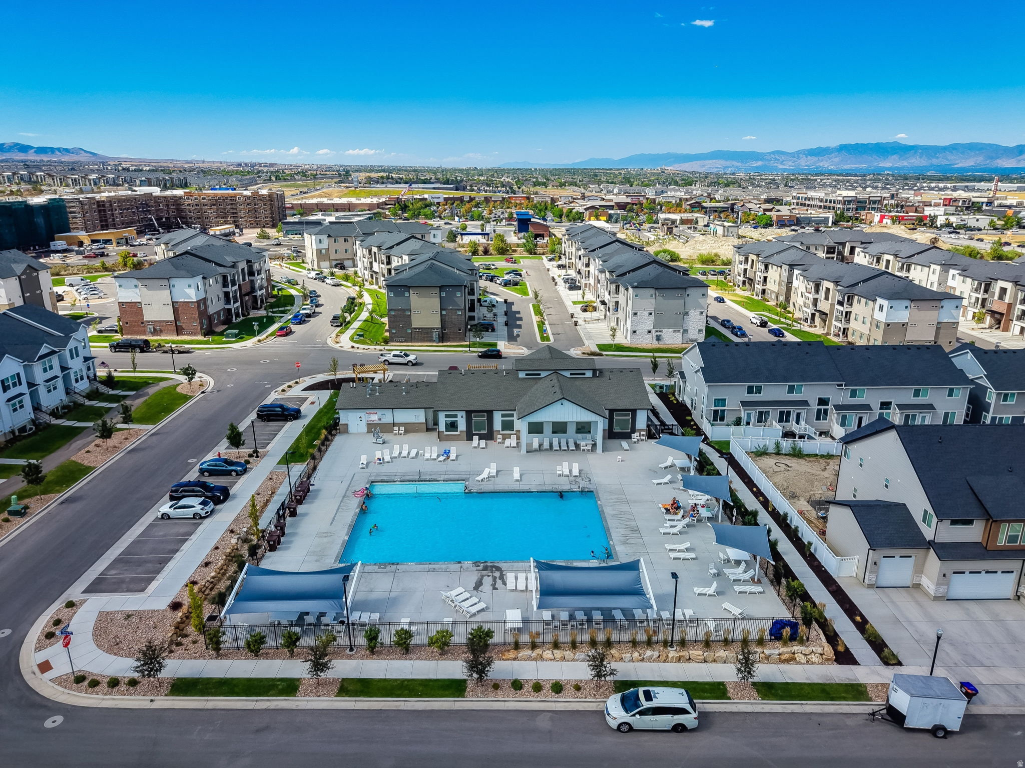 MOUNTAIN RIDGE - Residential
