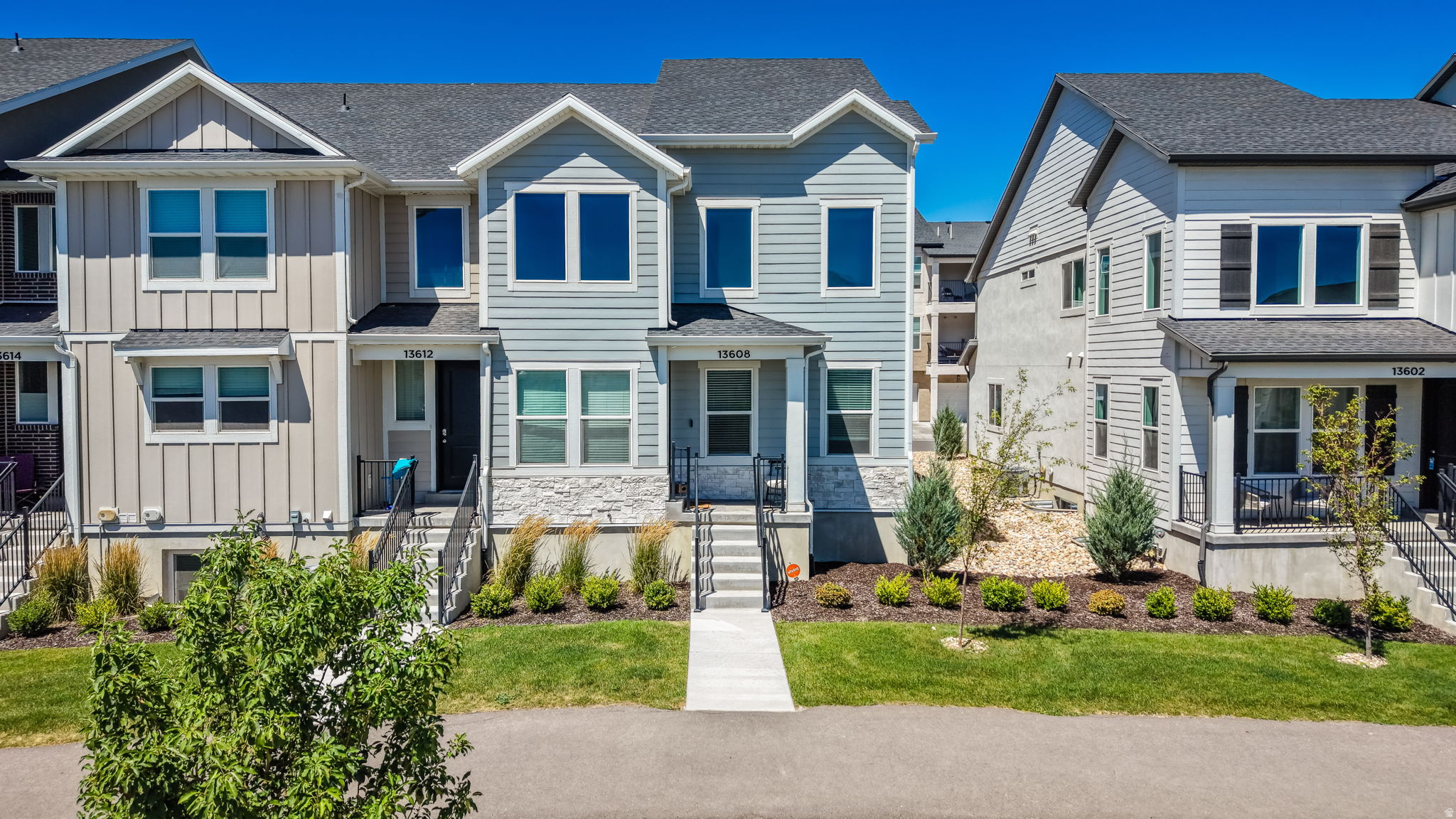 MOUNTAIN RIDGE - Residential